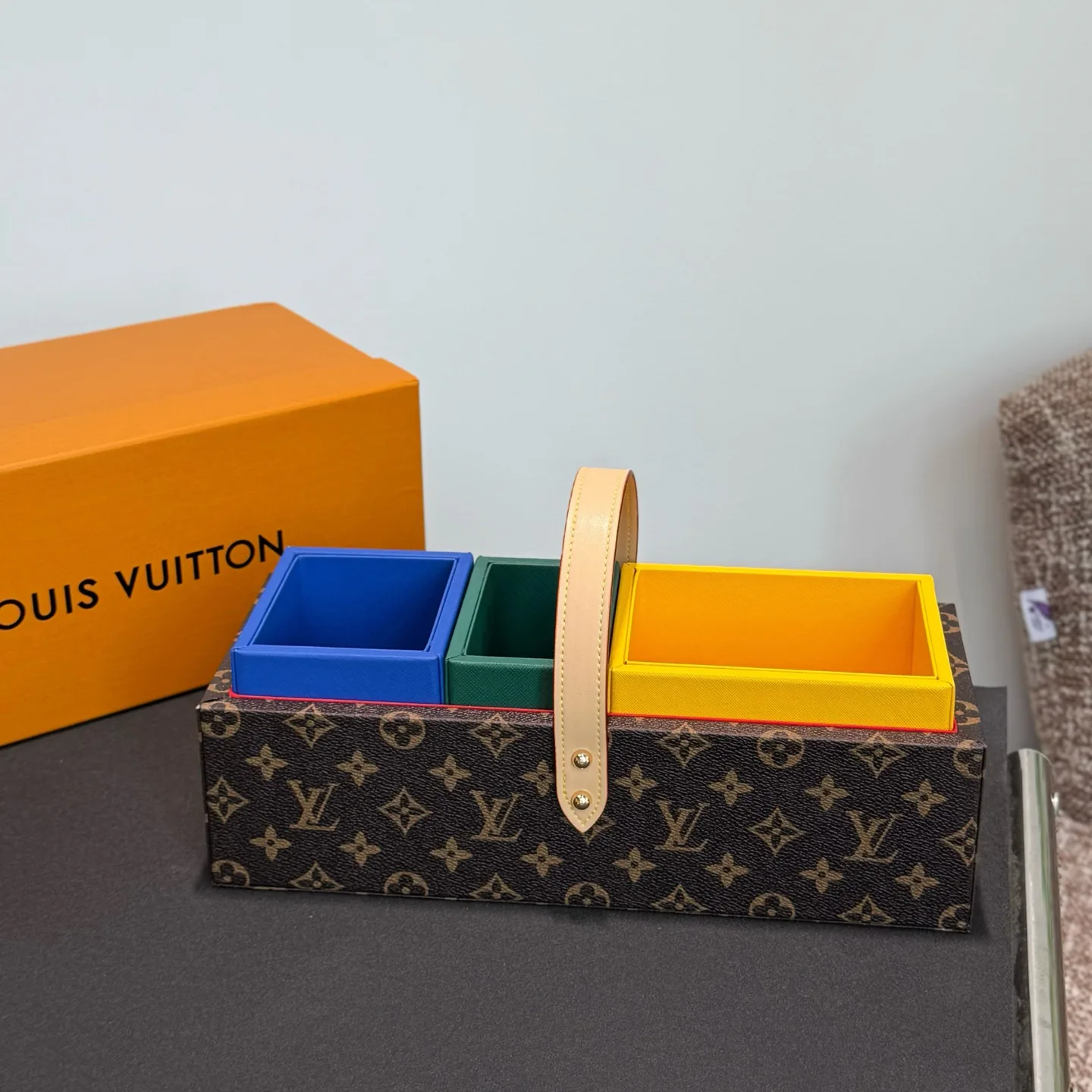 Текстиль Louis Vuitton 6348680