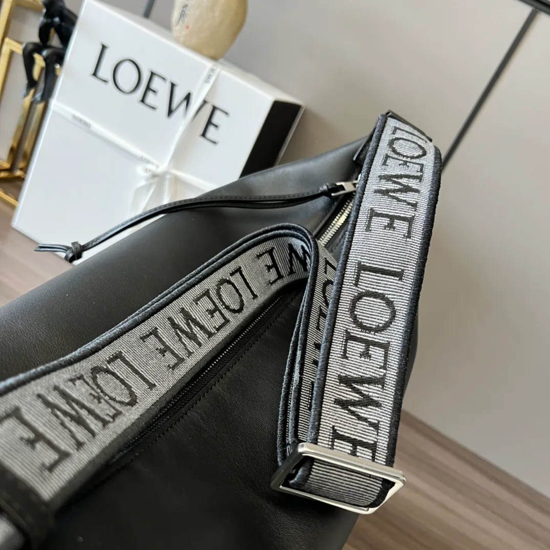 Классические Сумки Женские Loewe 13401767