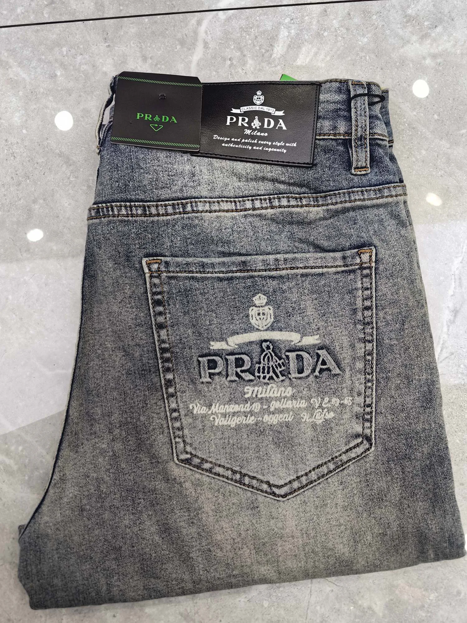 Джинсы Мужские Prada 12430971