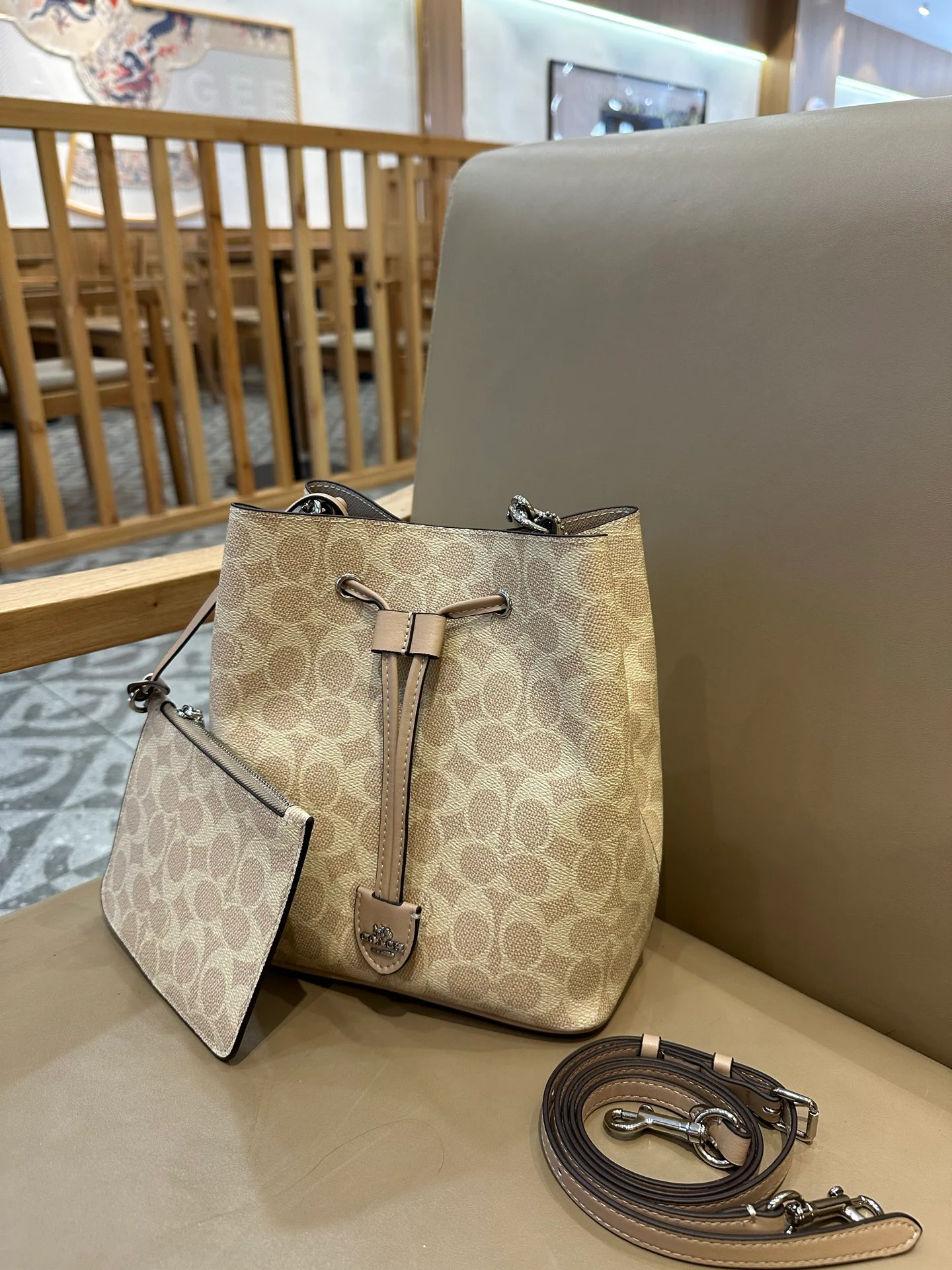 Классические Сумки Женские Coach 11318370
