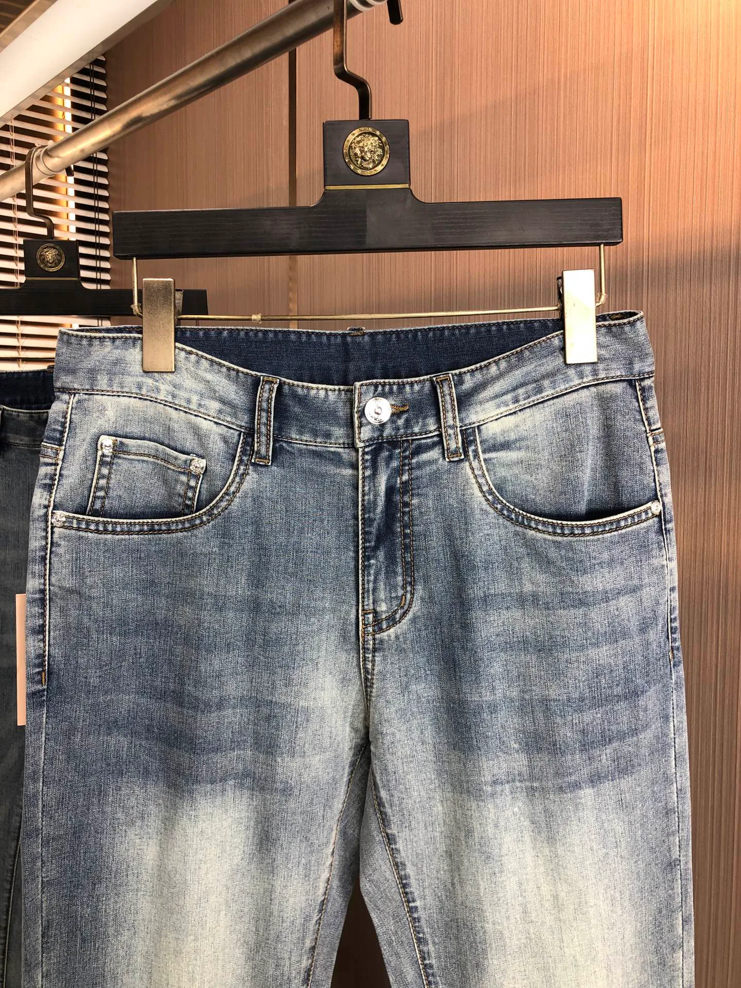 Джинсы Женские Miu Miu 10186845