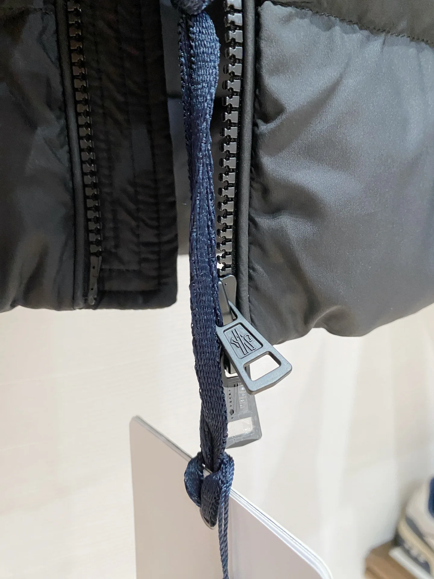 Куртки И Пуховики Мужские Moncler 17941240