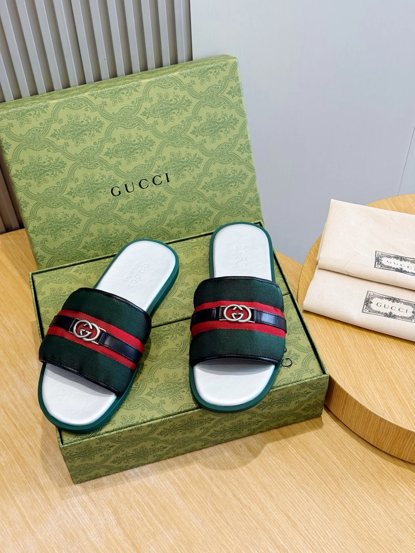 Шлепанцы Мужские Gucci 17349626