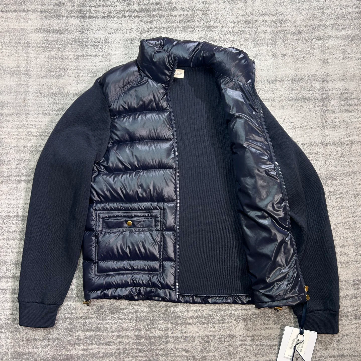 Куртки И Пуховики Женские Moncler 19039352