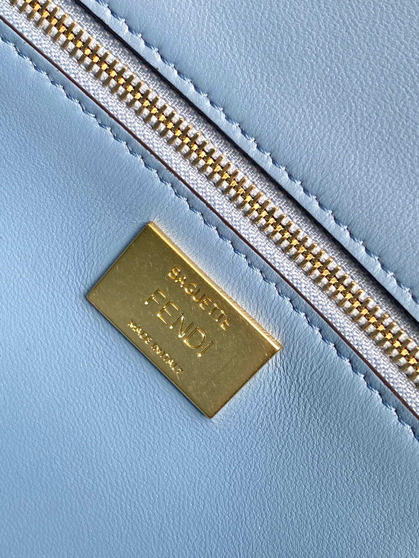 Классические Сумки Женские Fendi 18116182