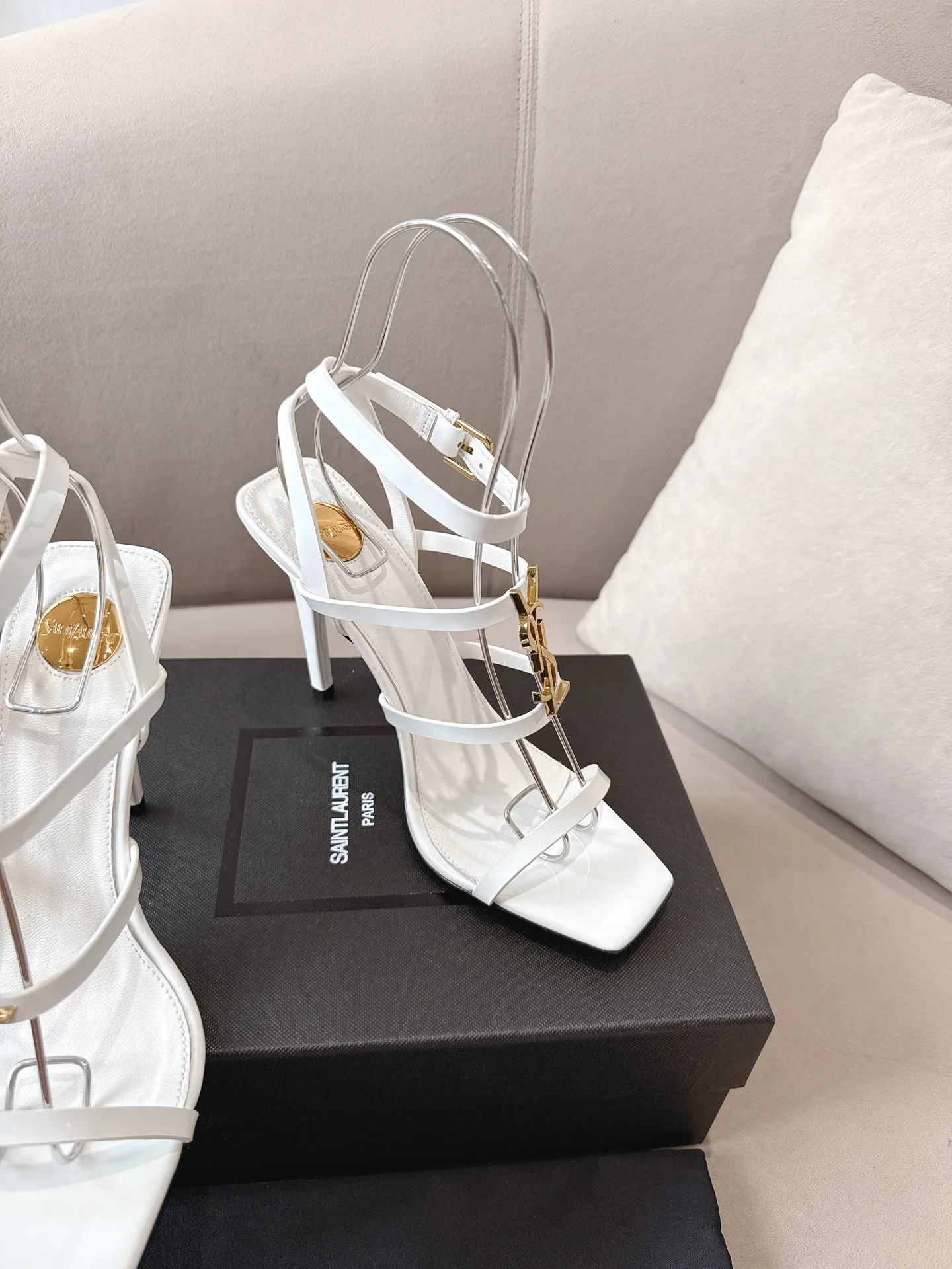 Босоножки Женские Saint Laurent 12815355