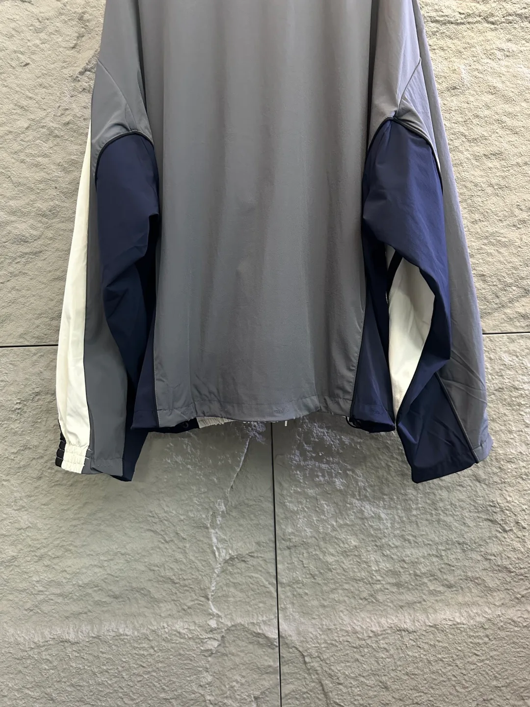 Куртки И Пуховики Женские Balenciaga 11593660