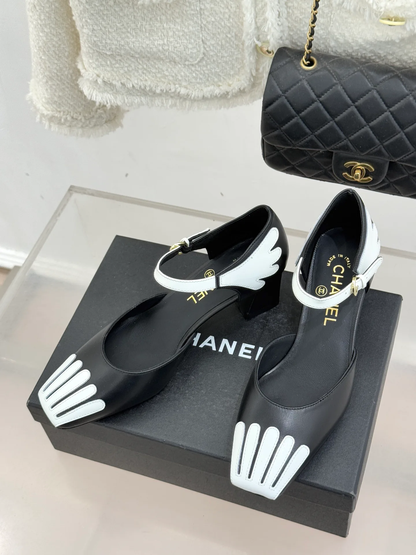 Босоножки Женские Chanel 11182833