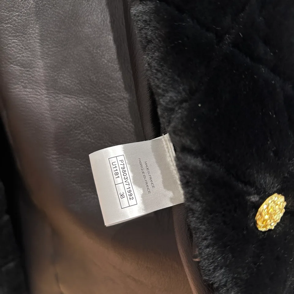 Пальто Женские Chanel 18734679