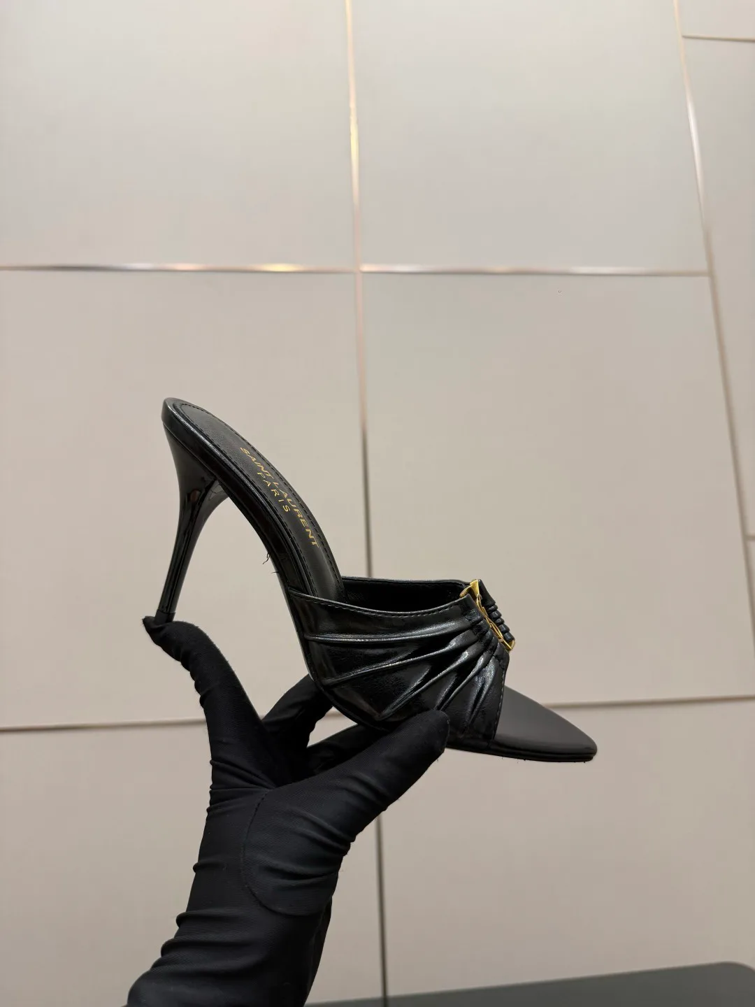 Босоножки Женские Saint Laurent 13164420
