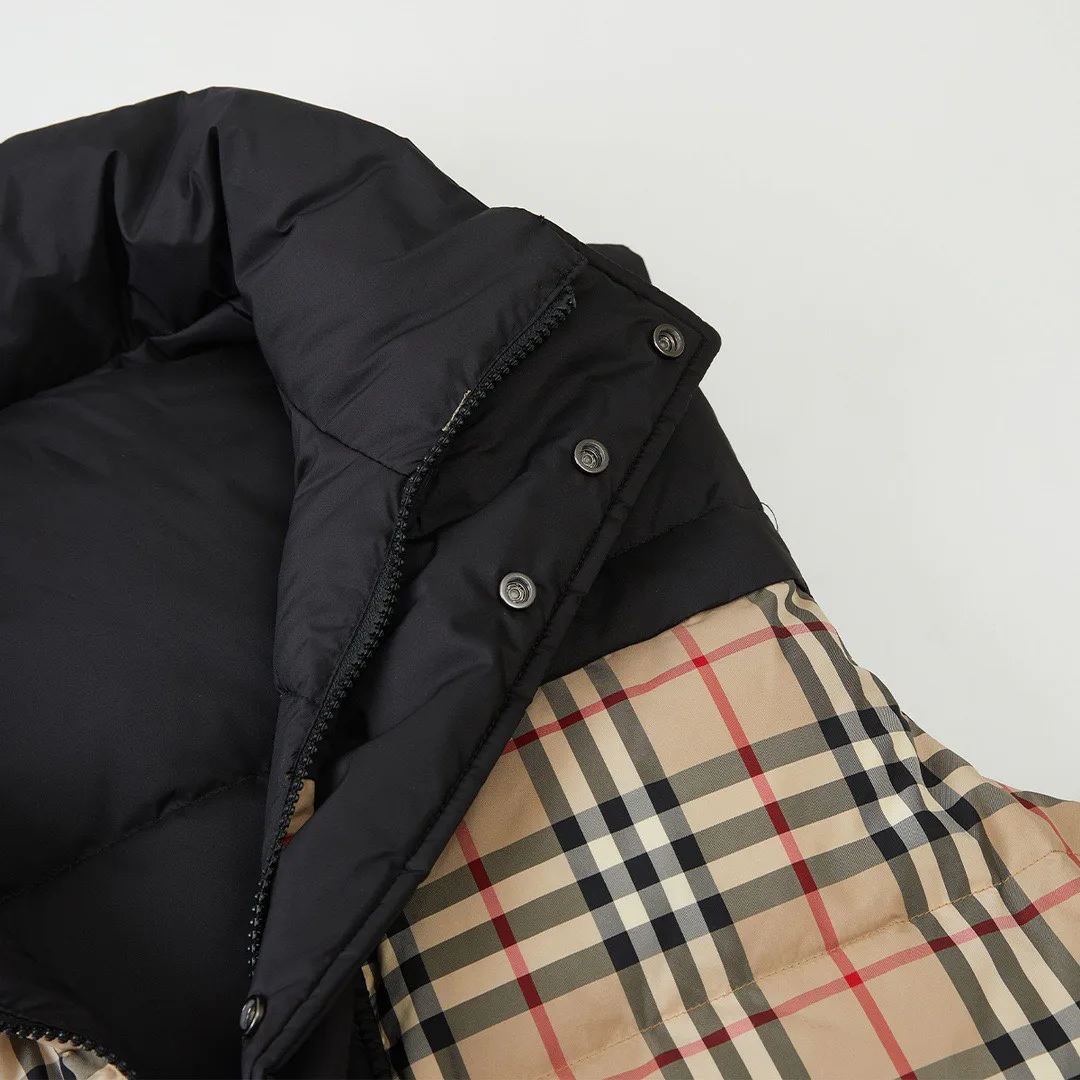 Жилеты Женские Burberry 18990854