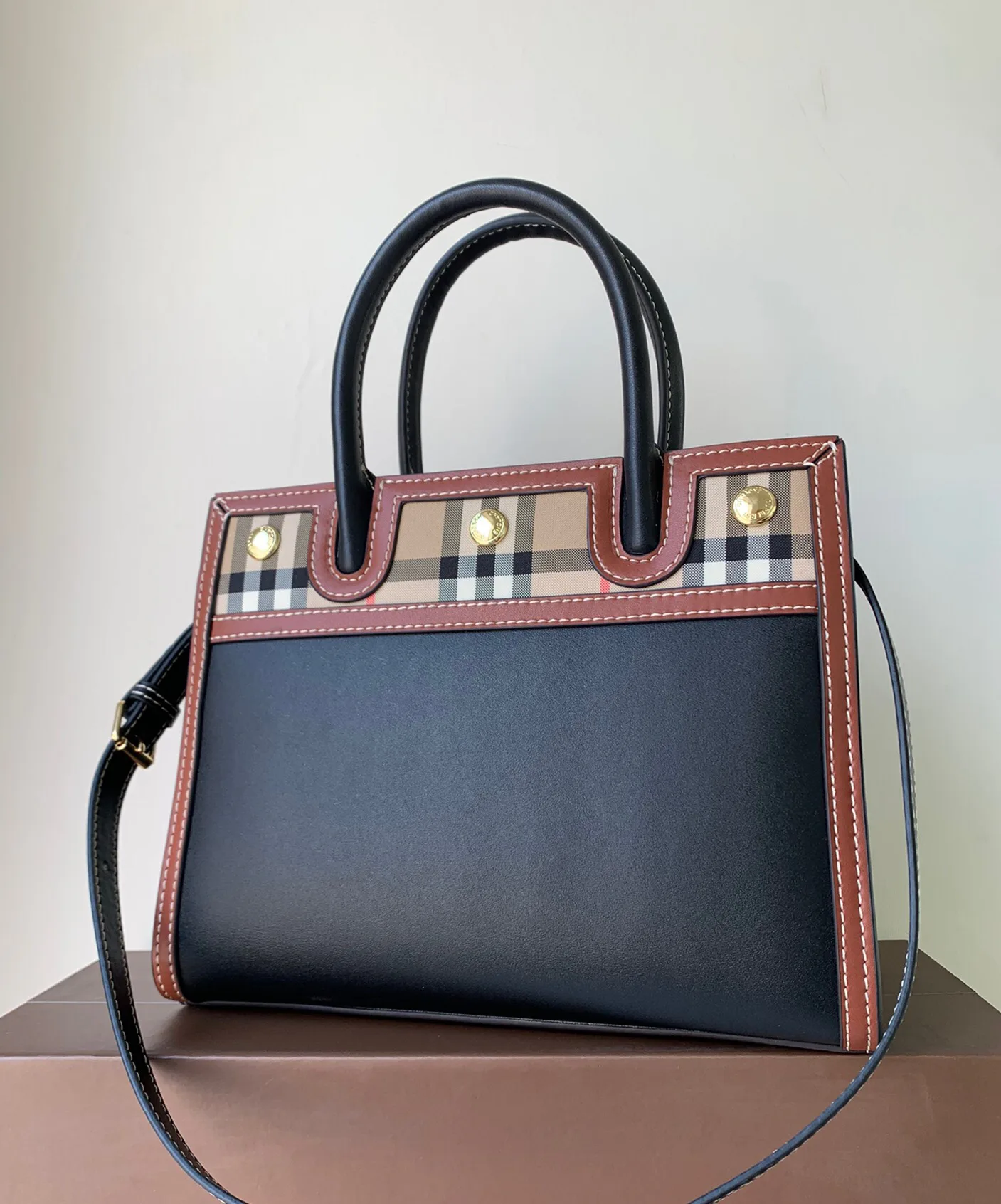 Сумки На Ремне Женские Issey Miyake 61726