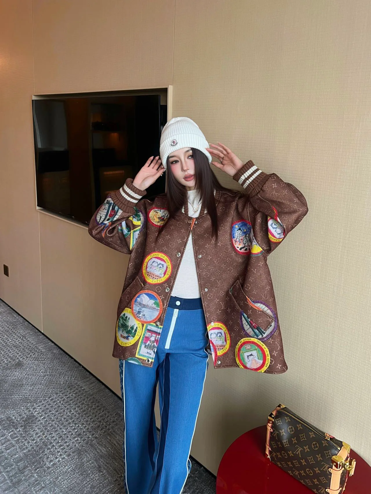 Куртки И Пуховики Женские Louis Vuitton 1675909