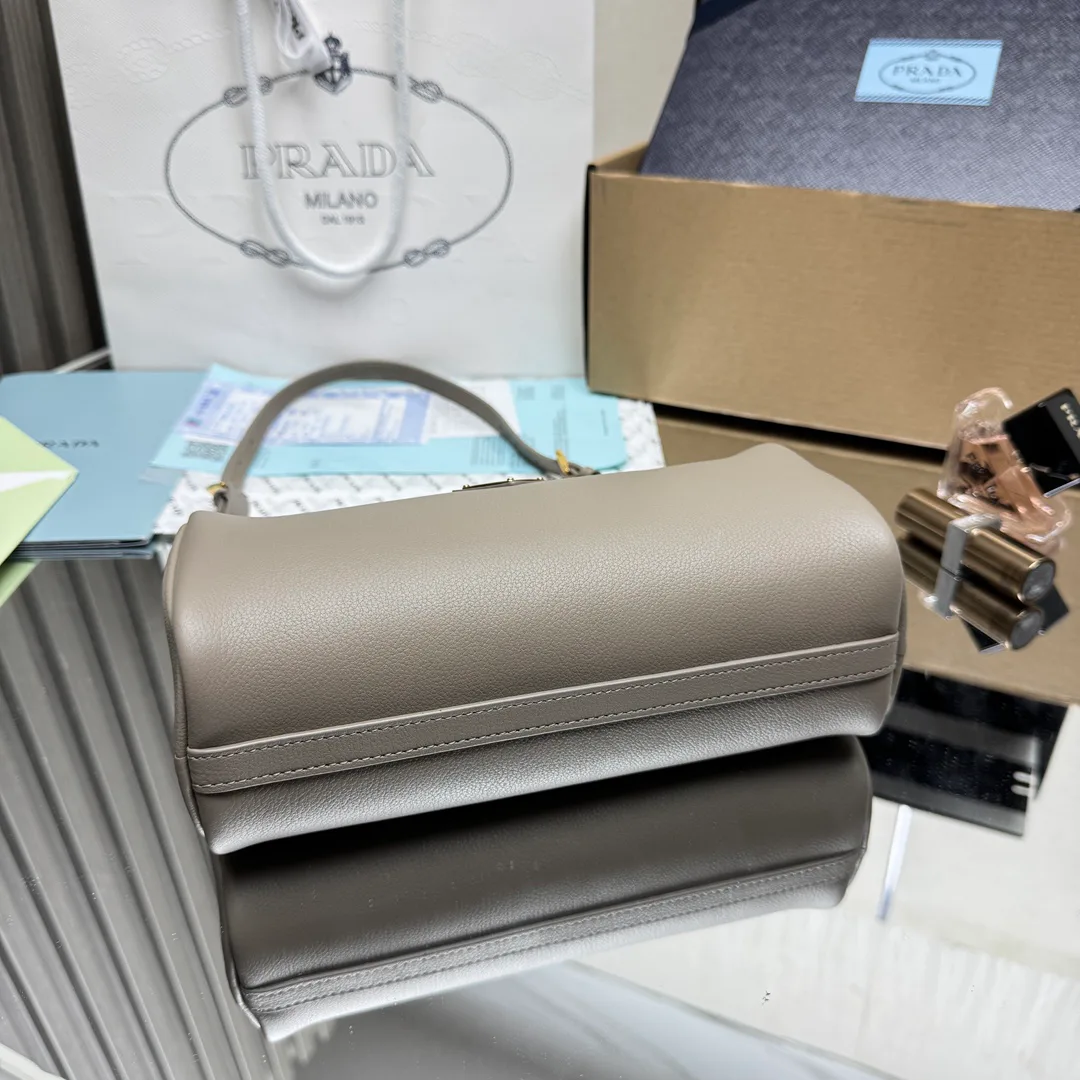Клатчи Женские Prada 1878046