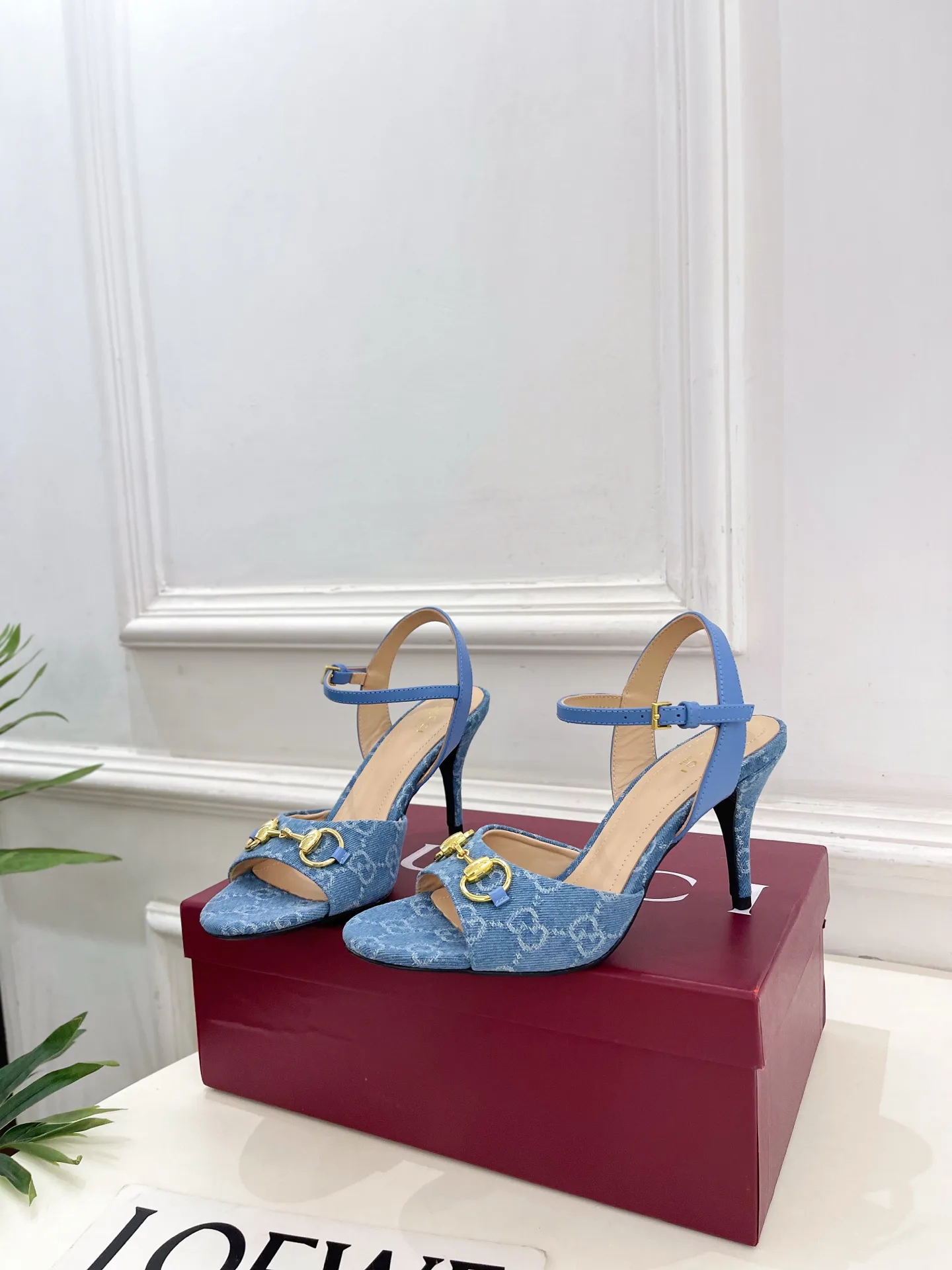 Босоножки Женские Gucci 13218179