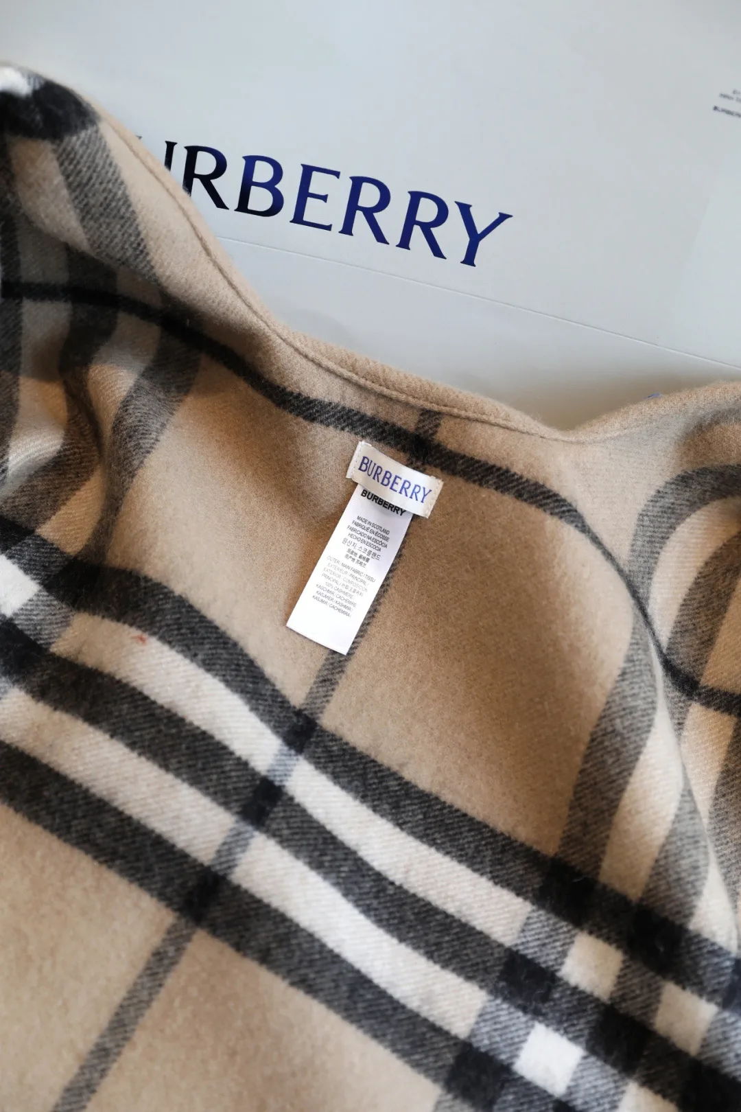 Пальто Женские Burberry 18377567