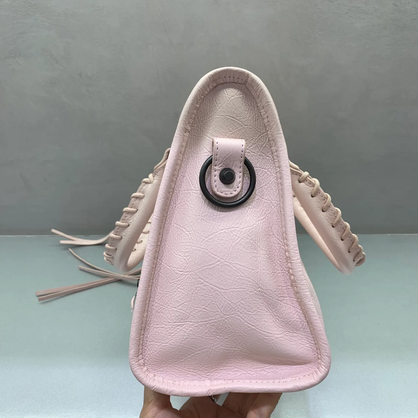 Классические Сумки Женские Balenciaga 18135973