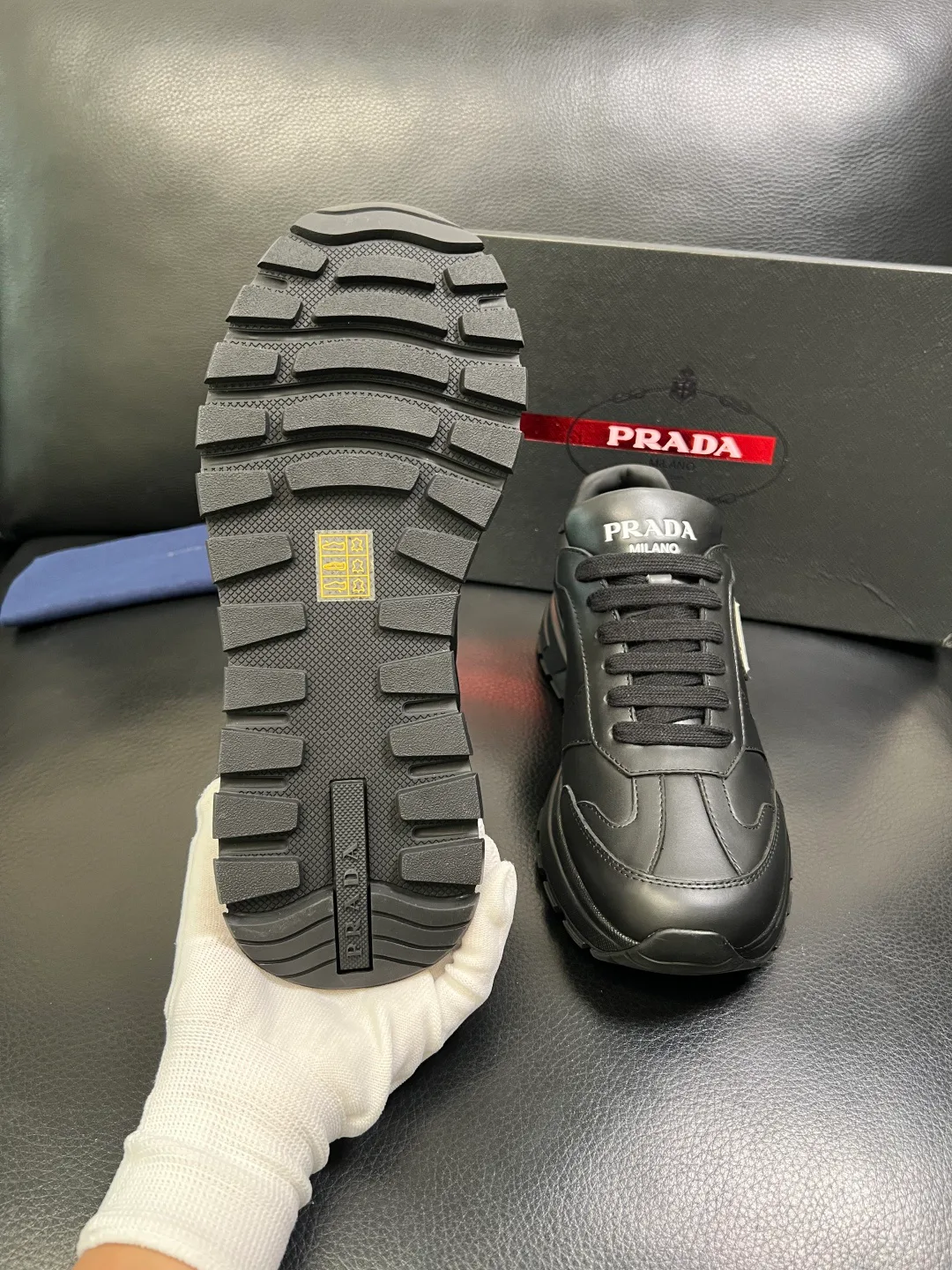 Кроссовки Женские Prada 471673
