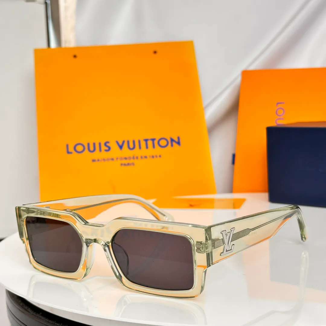 Очки Louis Vuitton 17350200