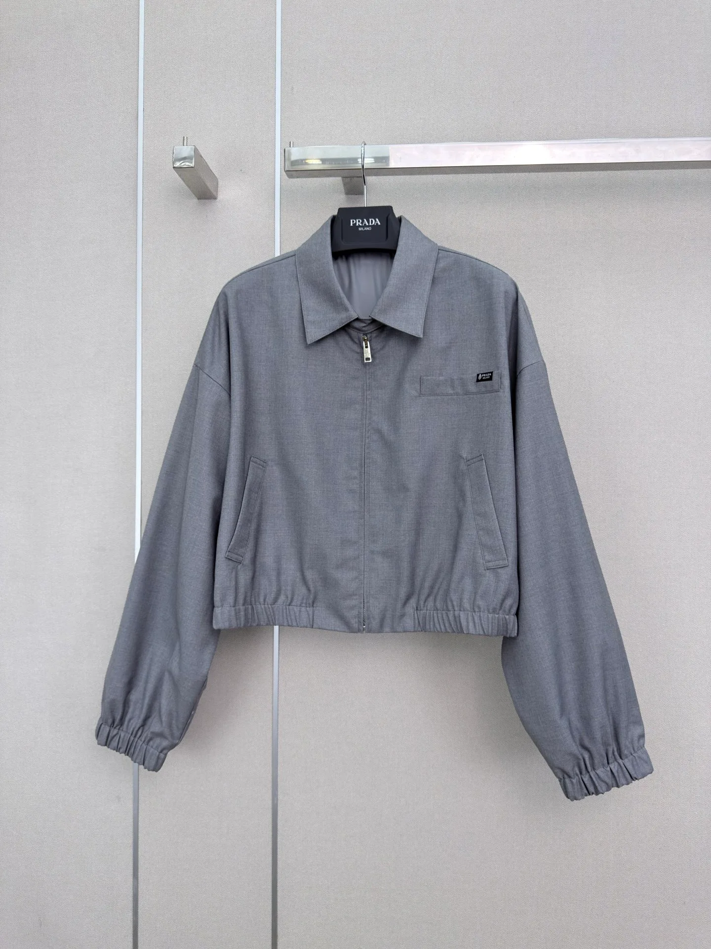 Куртки И Пуховики Женские Prada 18877927