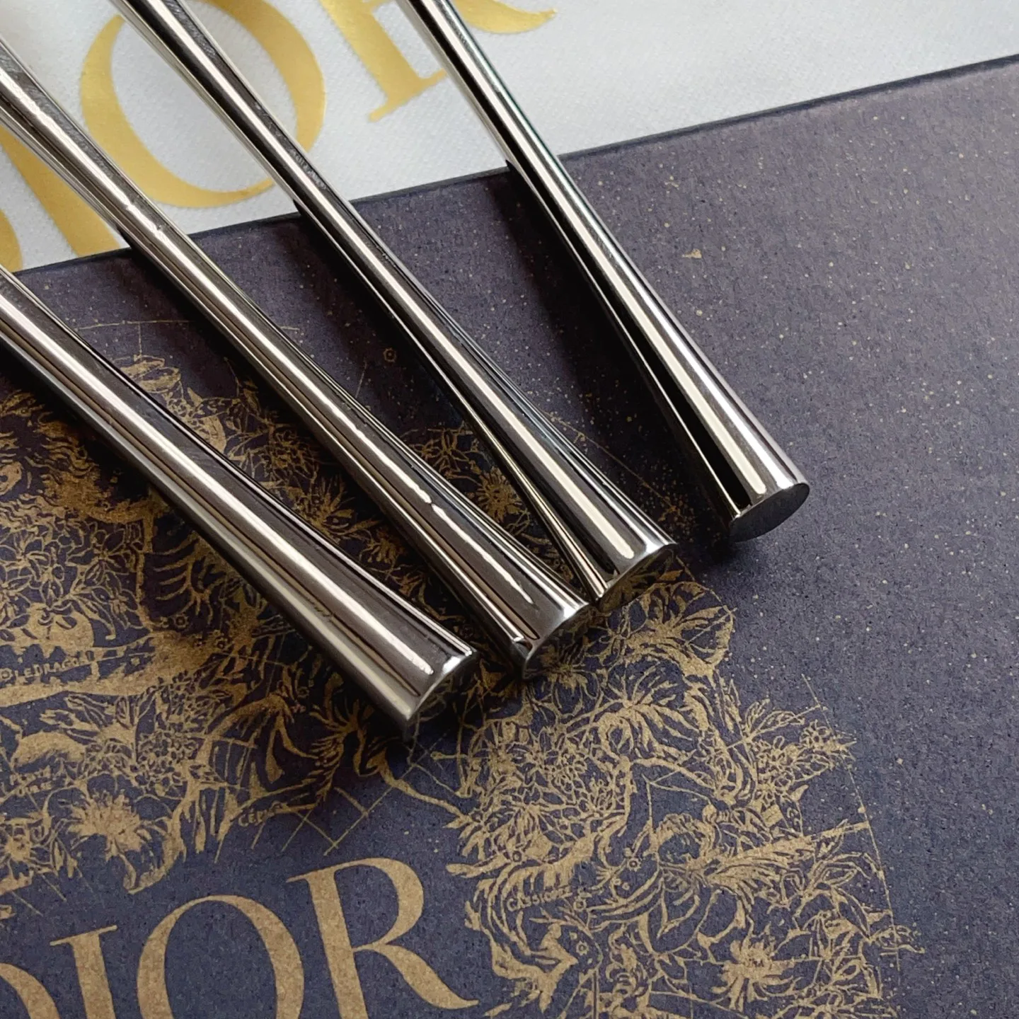 Посуда Christian Dior 4695089