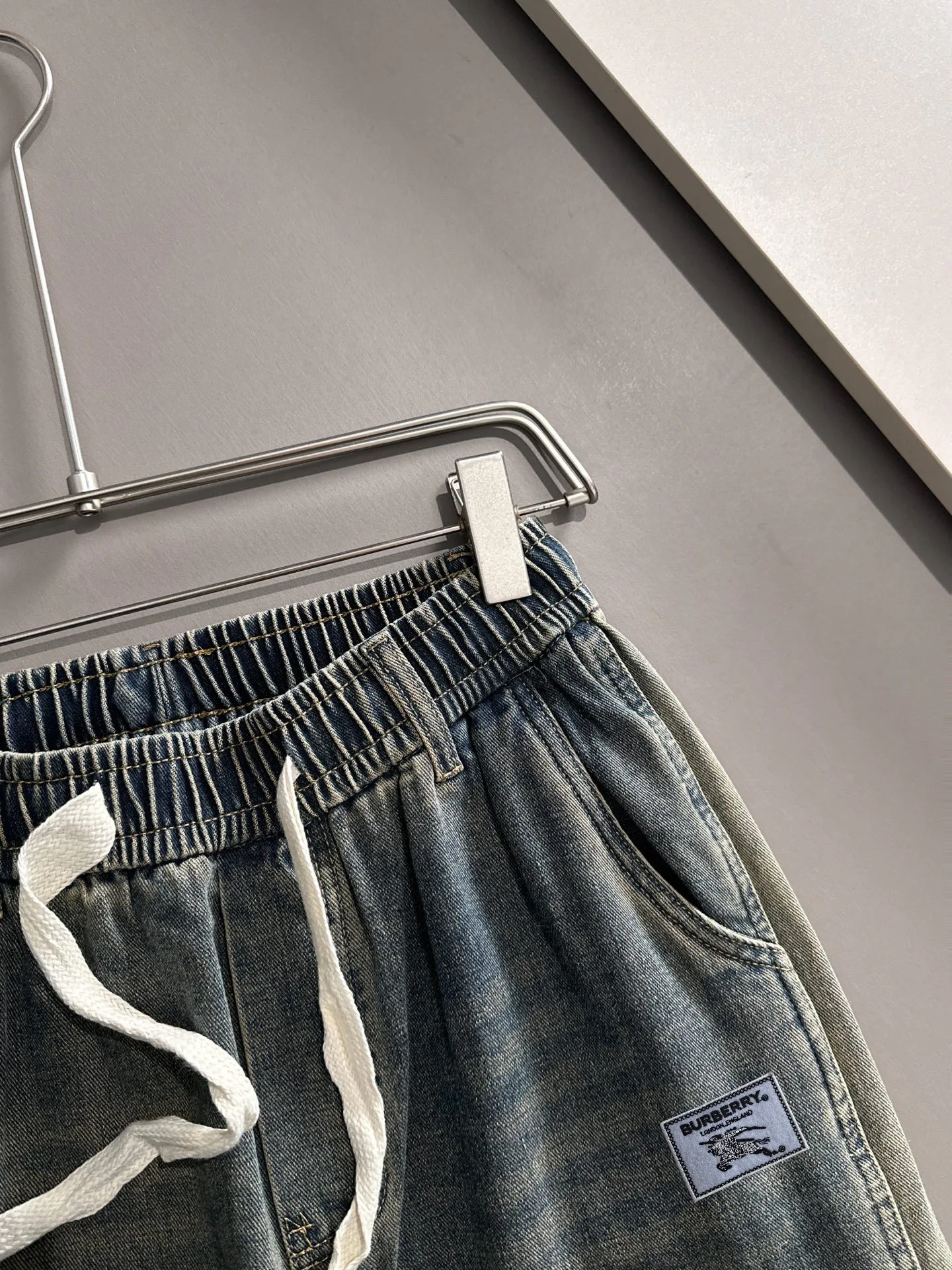 Джинсы Мужские Burberry 726013