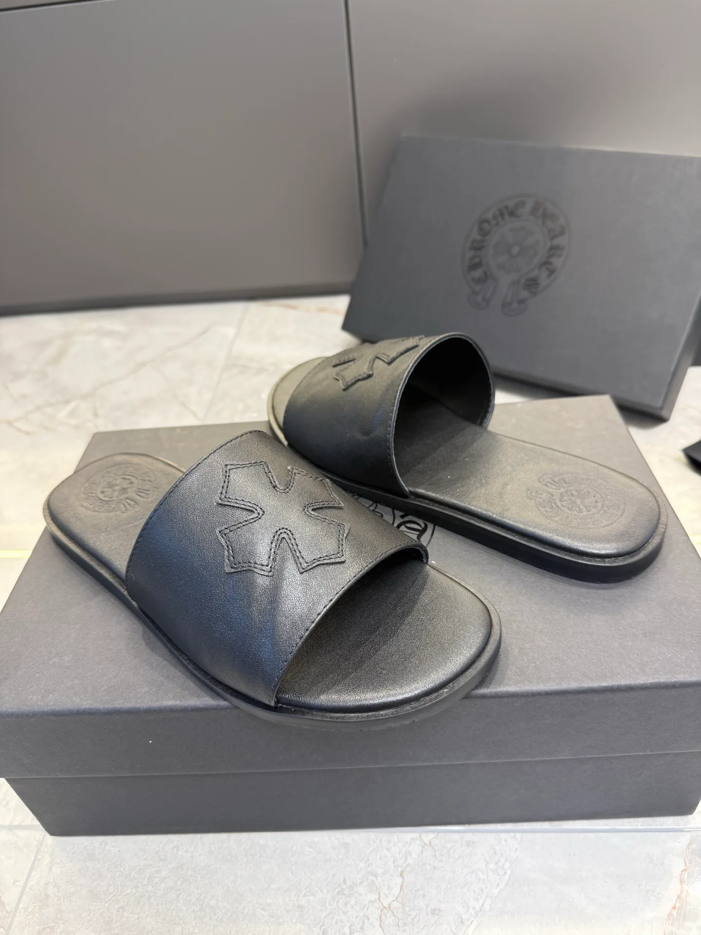 Шлепанцы Женские Chrome Hearts 1225363