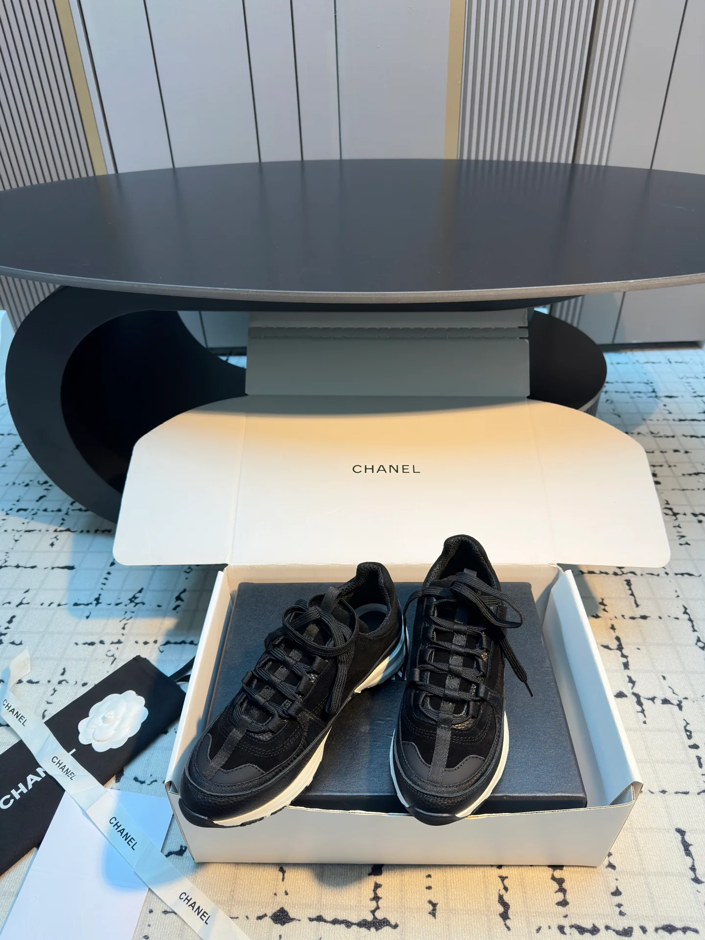 Кроссовки Женские Chanel 10468497