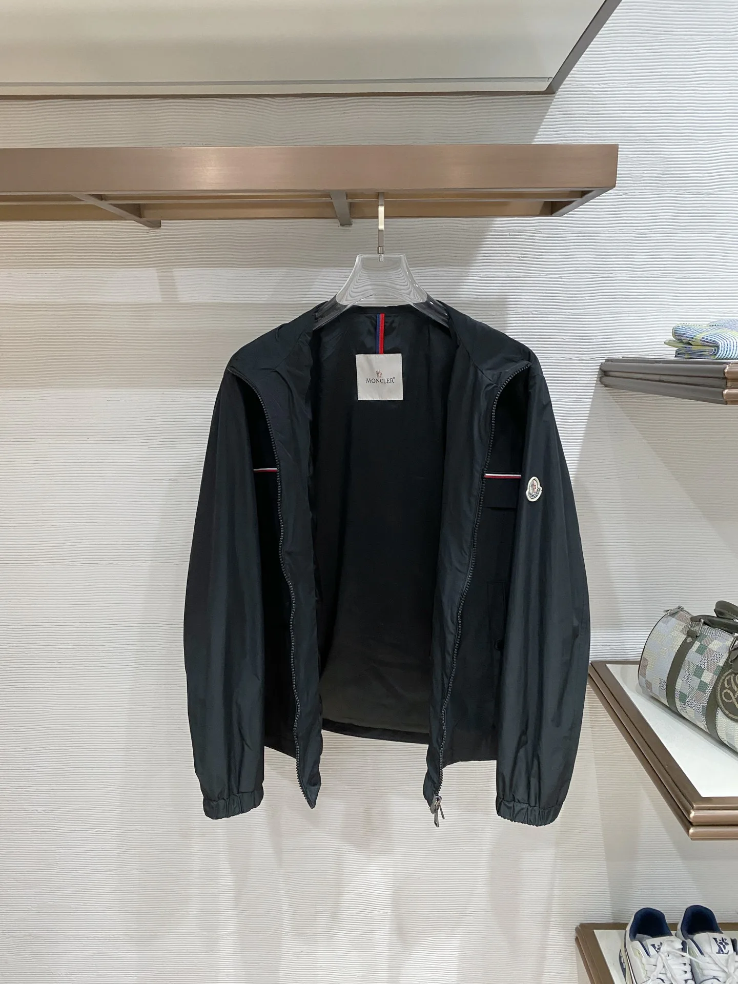 Пальто И Тренчи Мужские Moncler 11540824