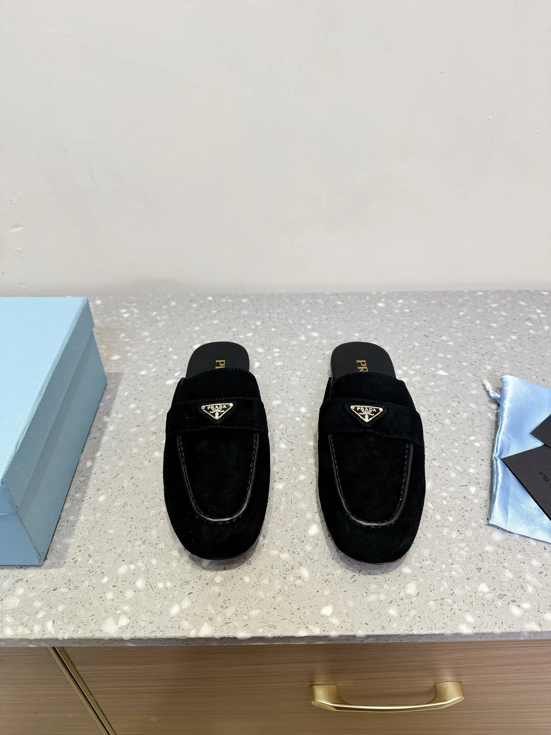 Шлепанцы Женские Prada 23862