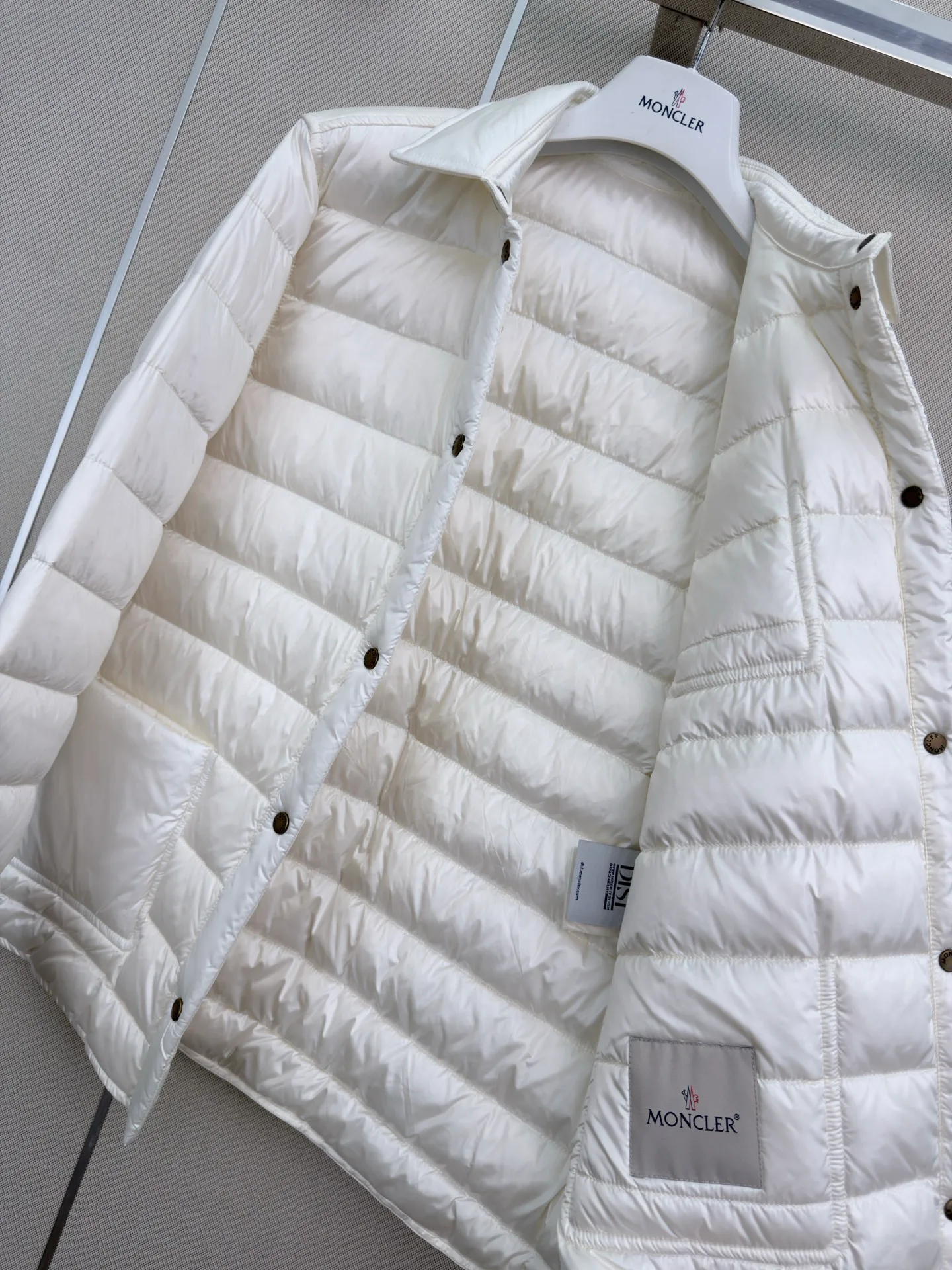 Куртки И Пуховики Женские Moncler 17919457