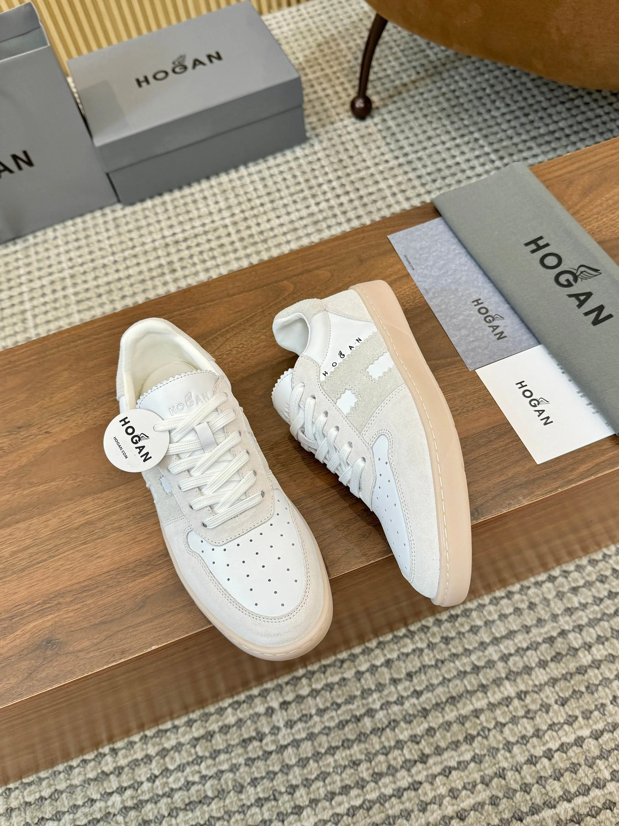 Кроссовки Женские Hogan 12783845