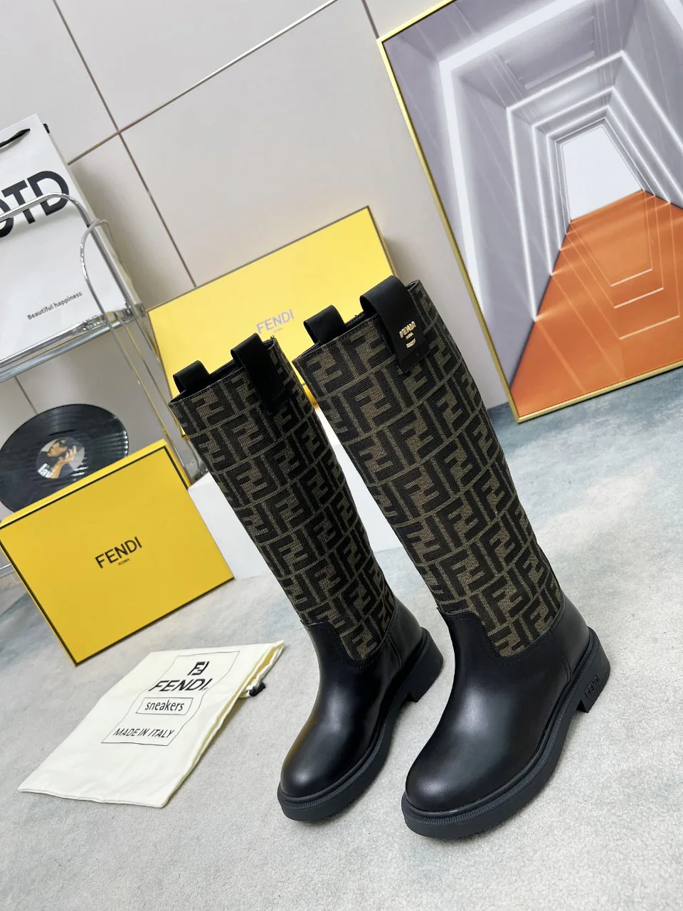 Сапоги Женские Fendi 18104312