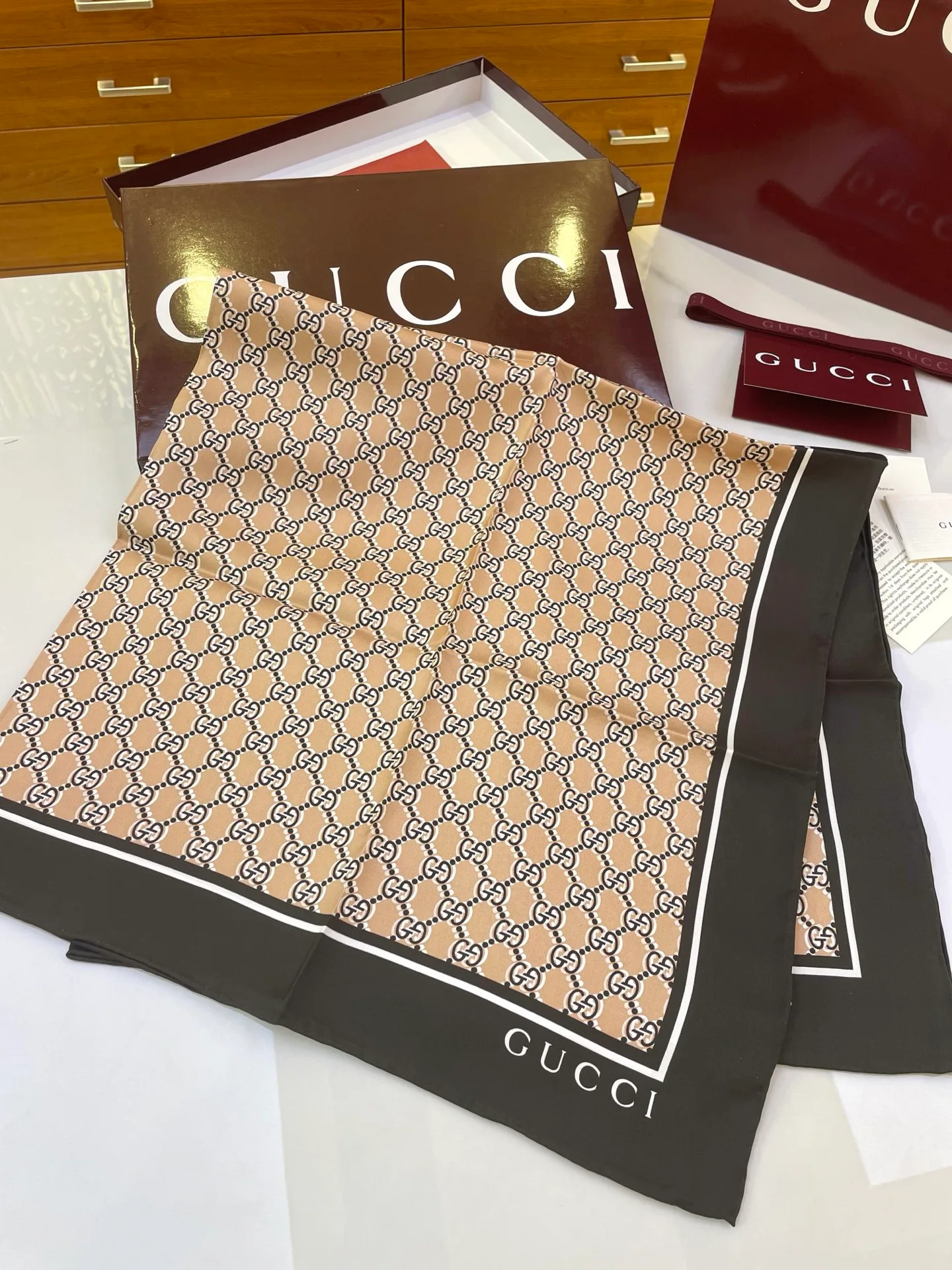 Платки Gucci 10477350