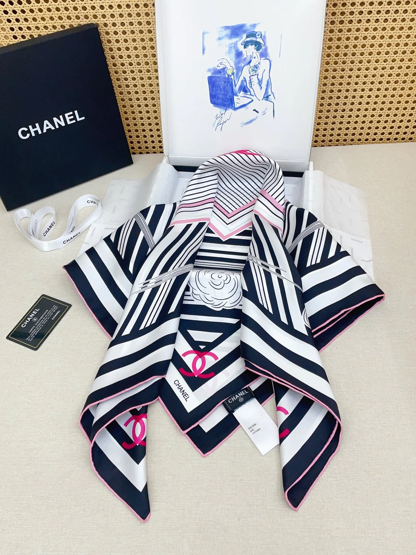 Платки Chanel 11585479