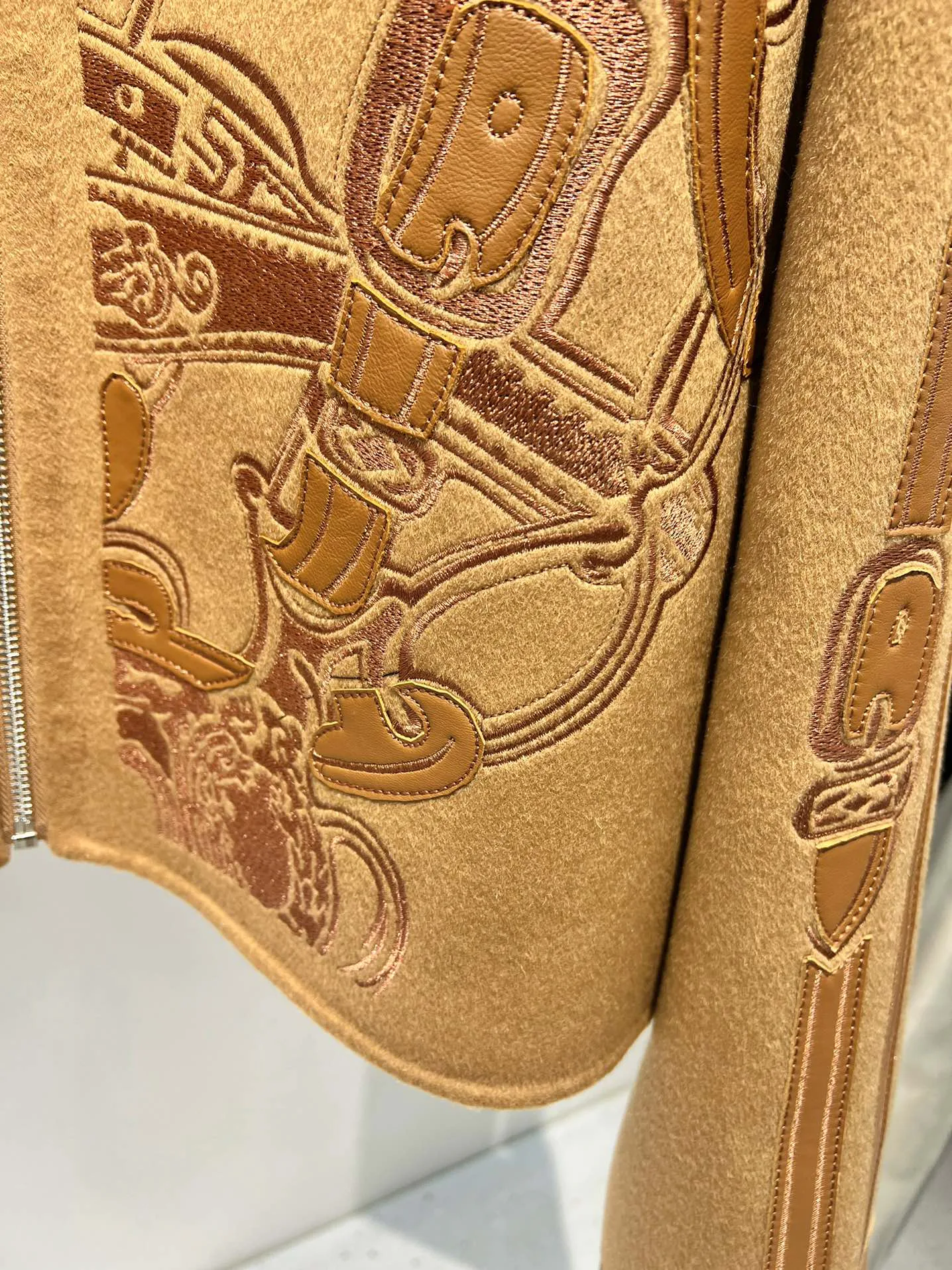 Куртки И Пуховики Женские Hermes 1757150