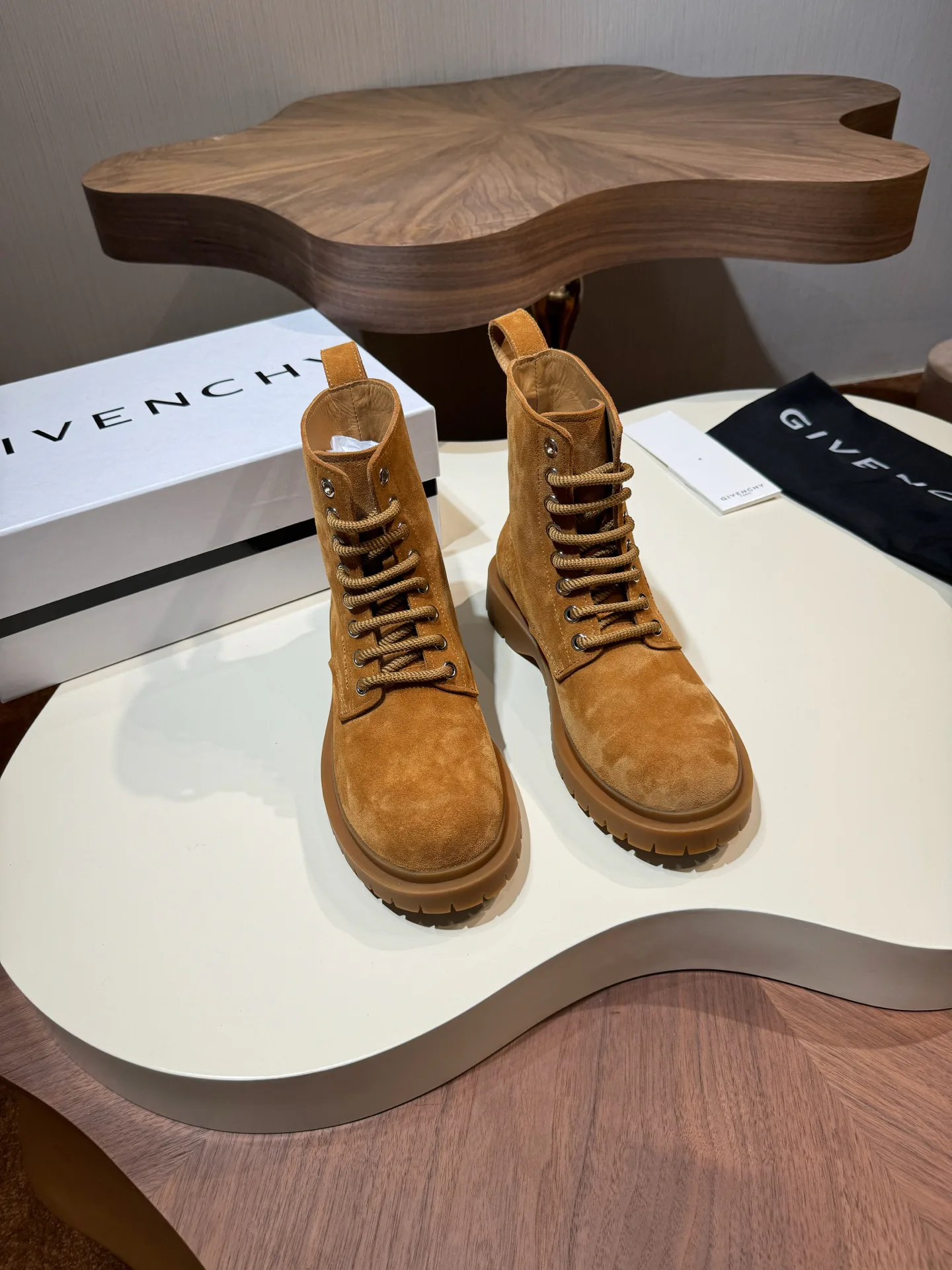 Ботинки Мужские Givenchy 554615