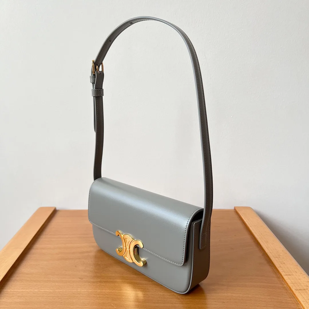 Классические Сумки Женские Celine 11692476