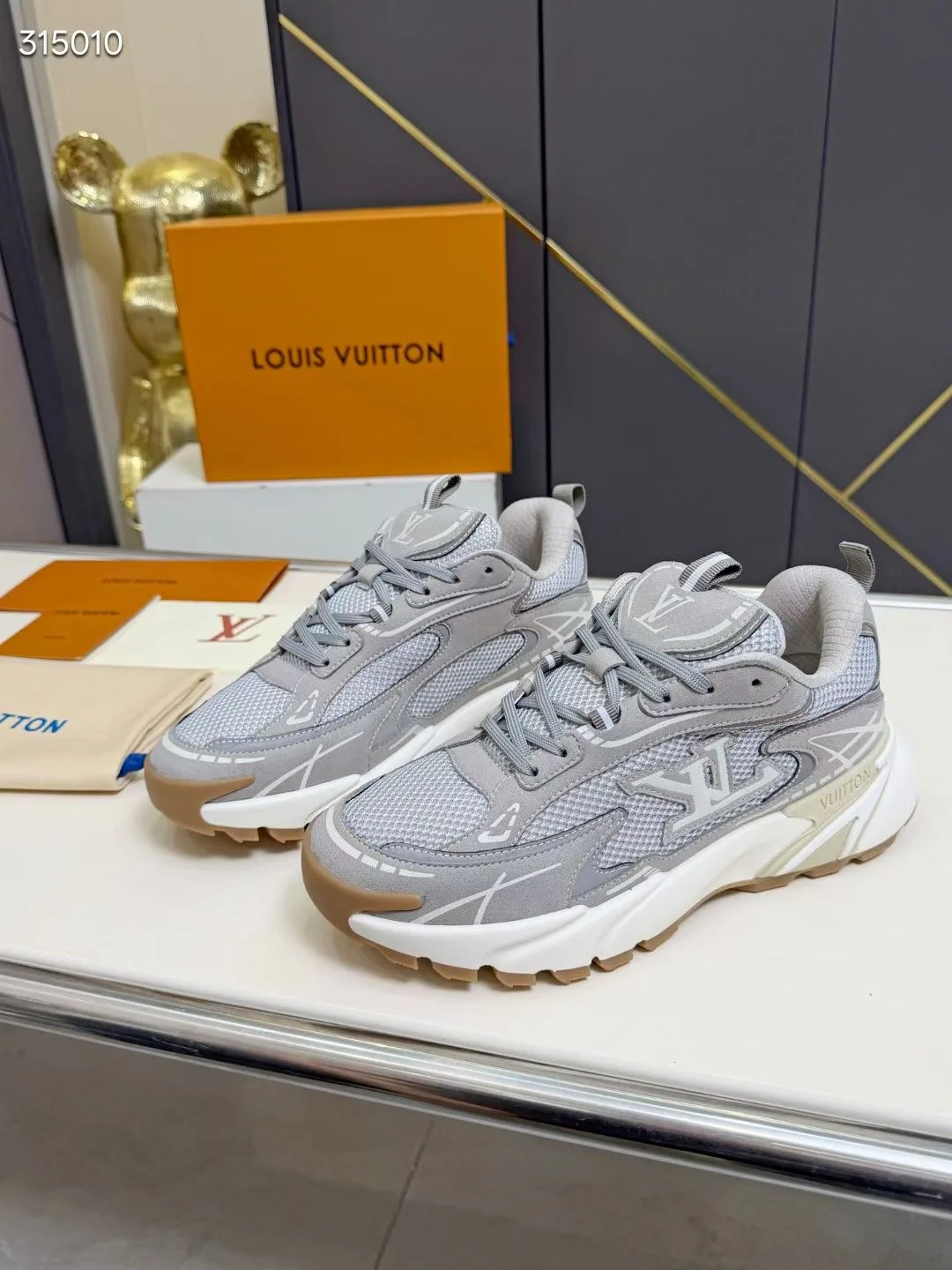 Кроссовки Мужские Louis Vuitton 17961806