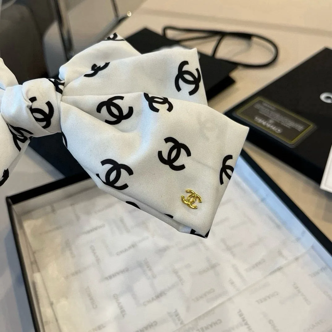 Бижутерия Chanel 11229117