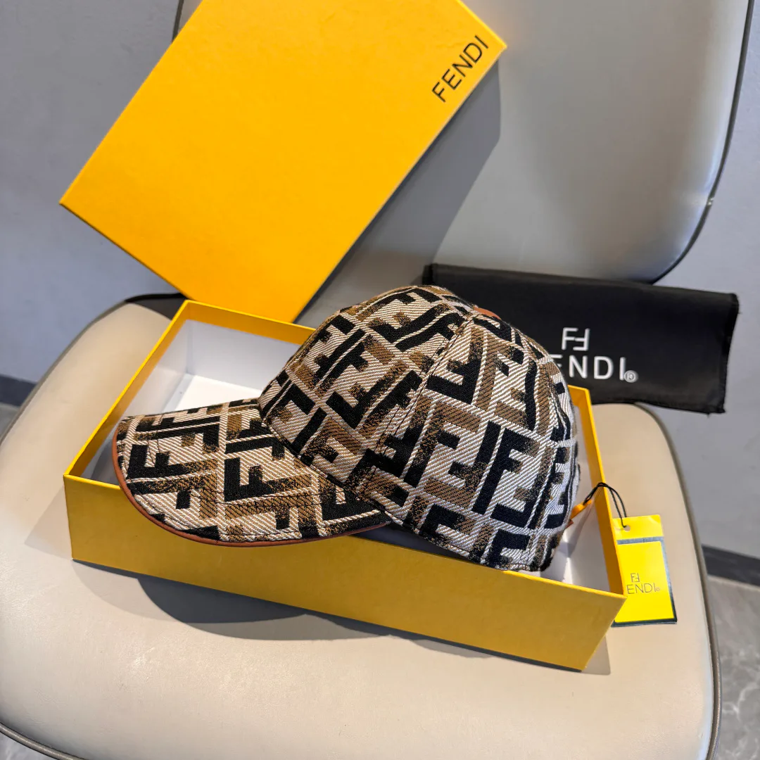 Головные Уборы Fendi 18105231