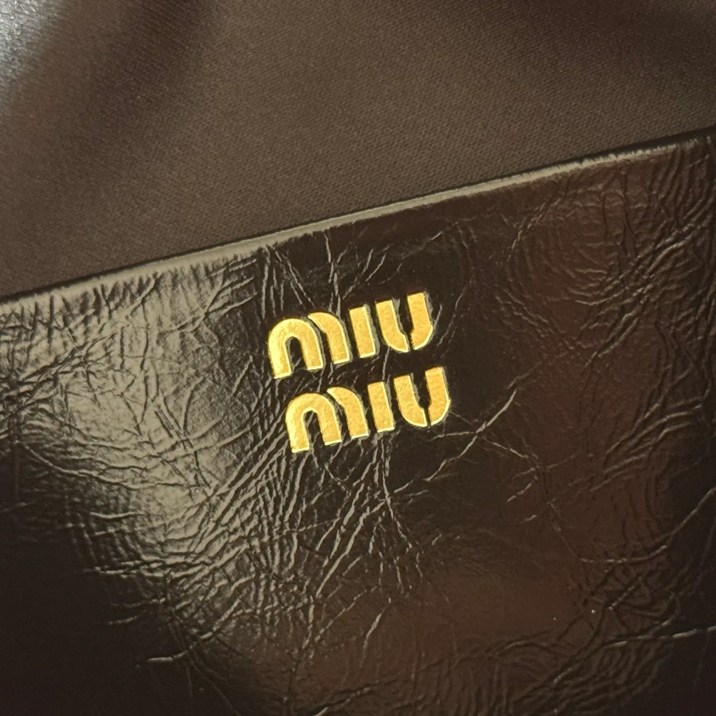 Классические Сумки Женские Miu Miu 18148118