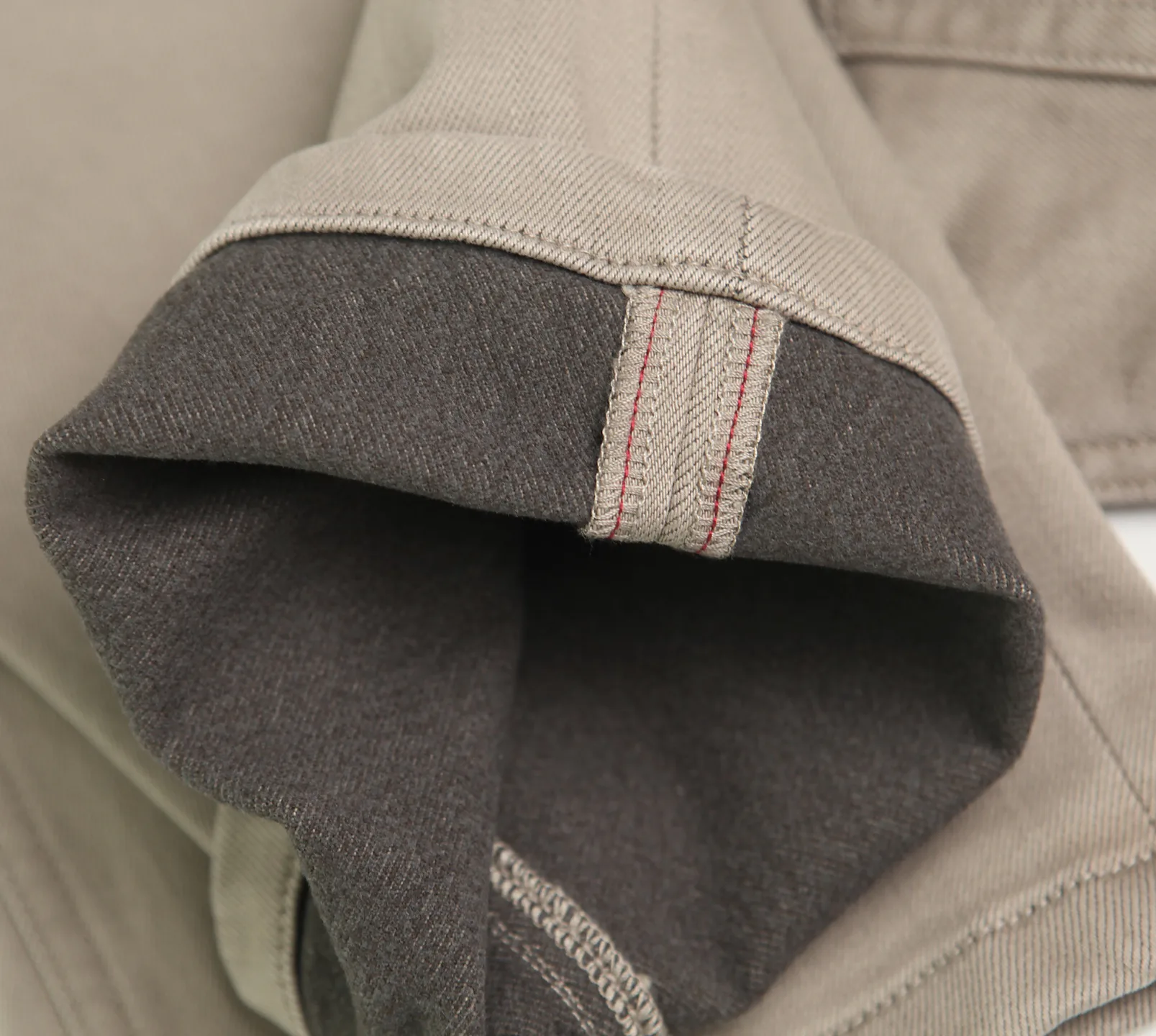 Джинсы Мужские Brioni 18368973