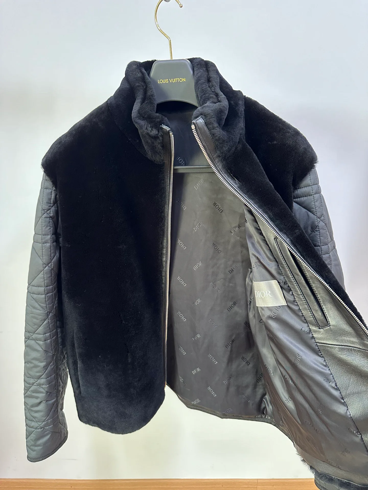 Куртки И Пуховики Мужские Christian Dior 669086