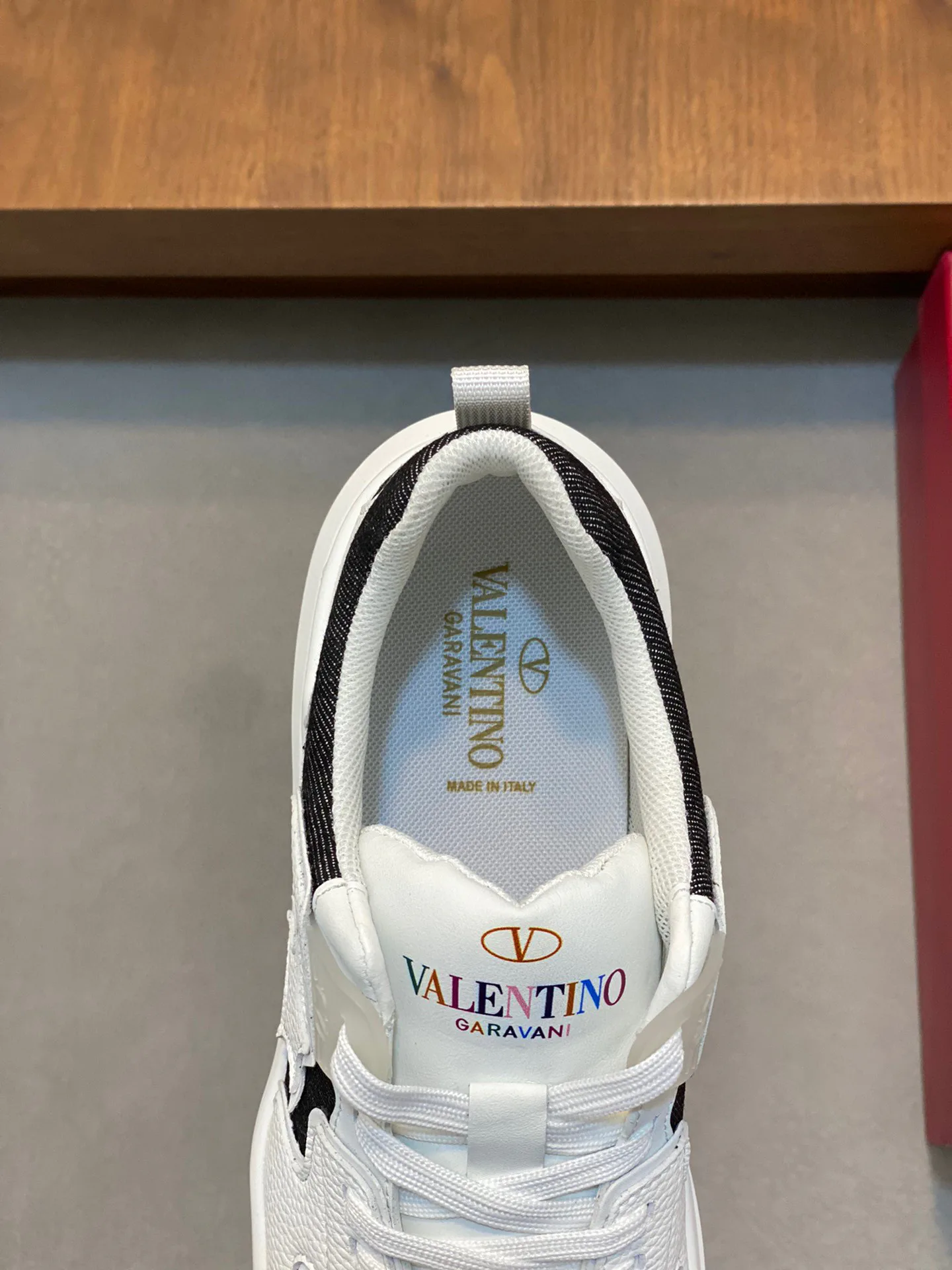 Кроссовки Мужские Valentino 476880