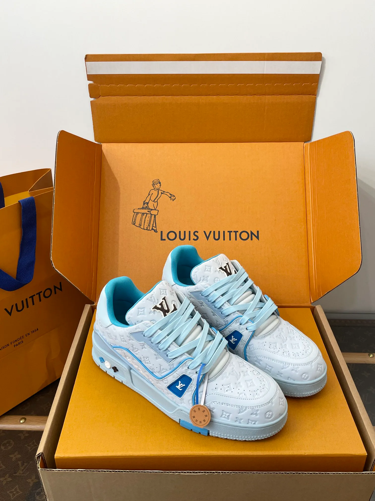 Кроссовки Женские Louis Vuitton 941178