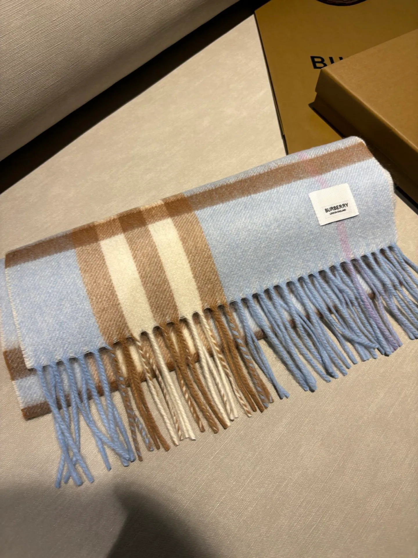 Шарфы Burberry 256993