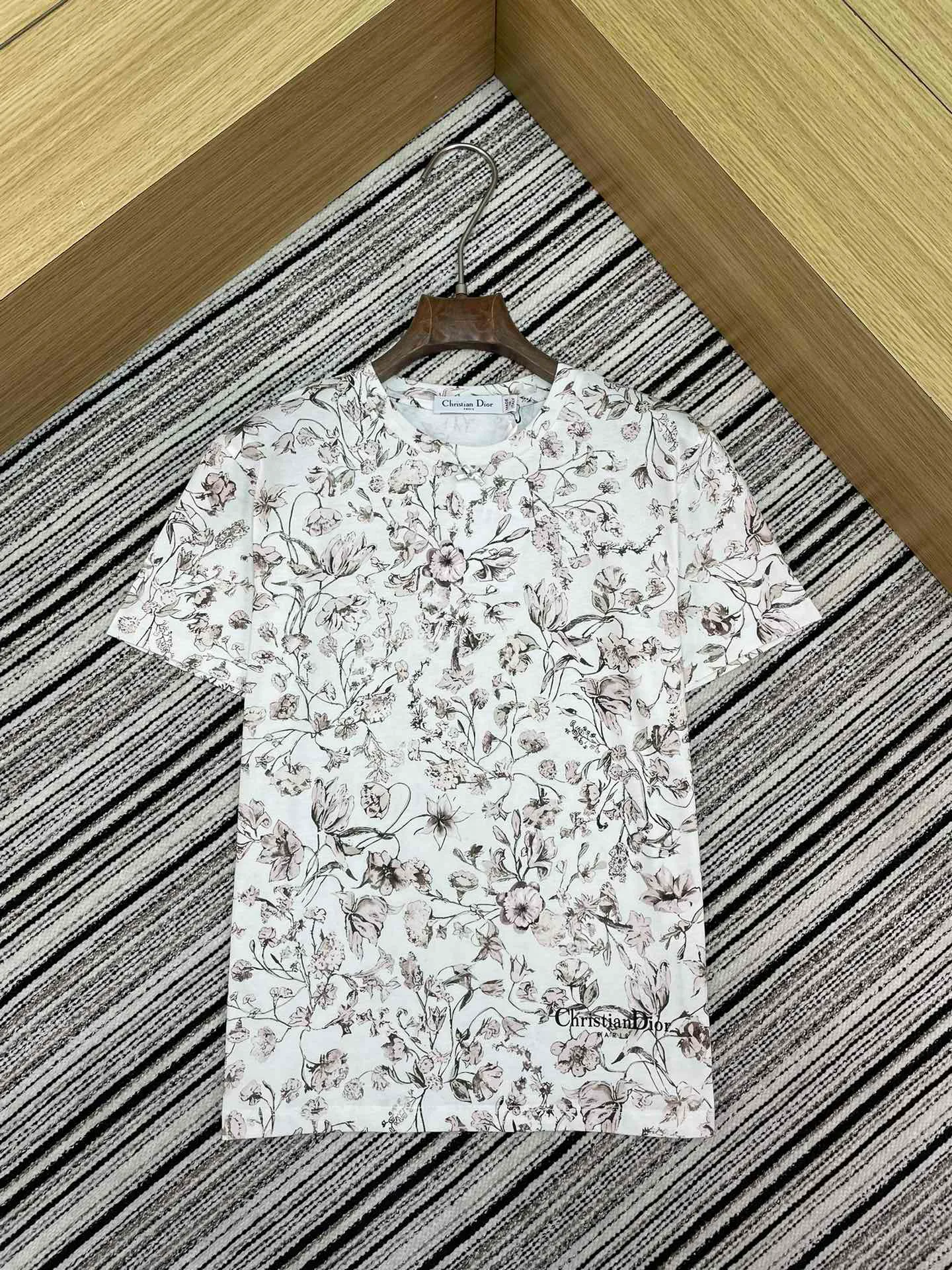 Футболки Женские Christian Dior 1594067