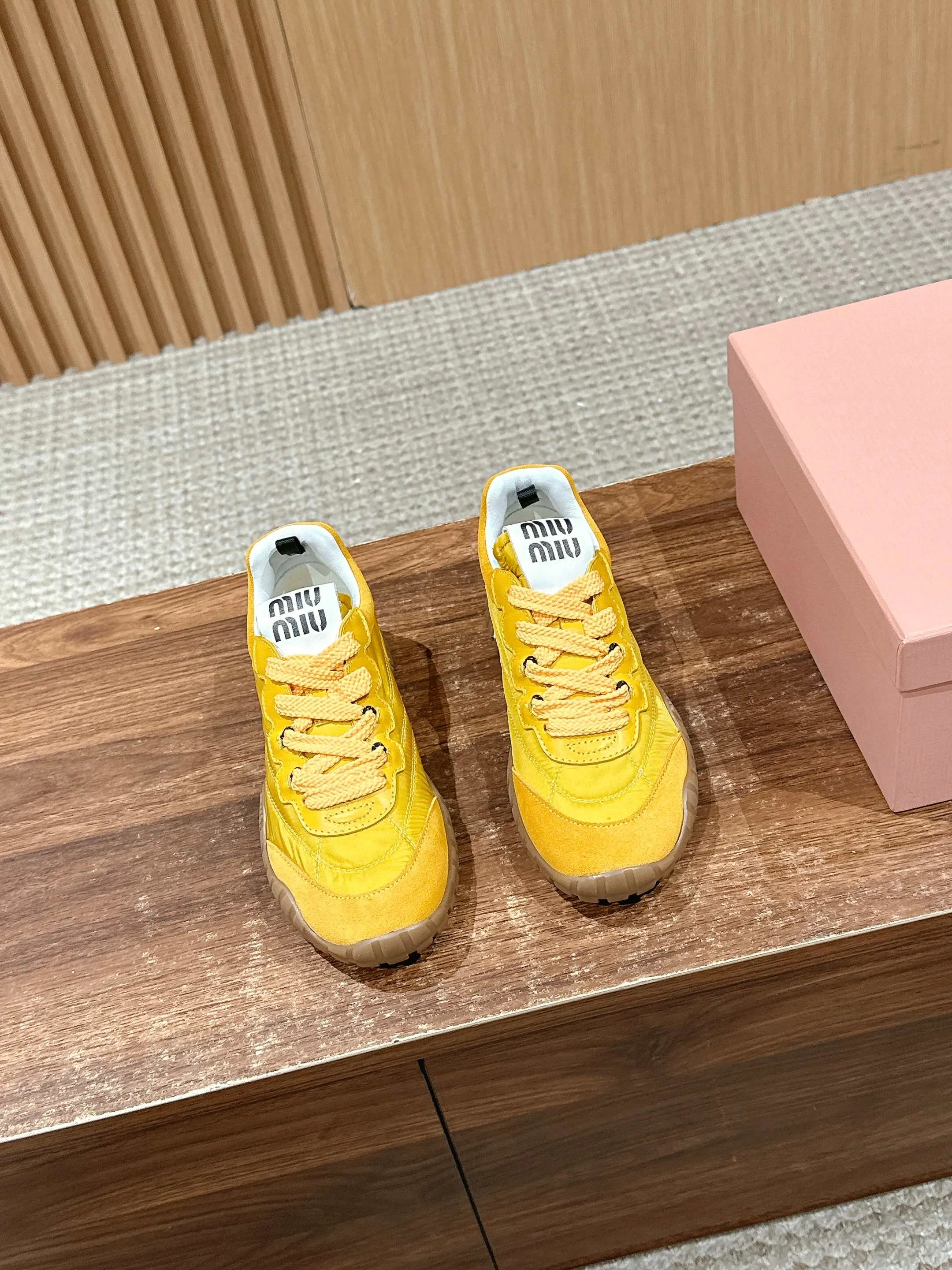 Кроссовки Женские Miu Miu 36373