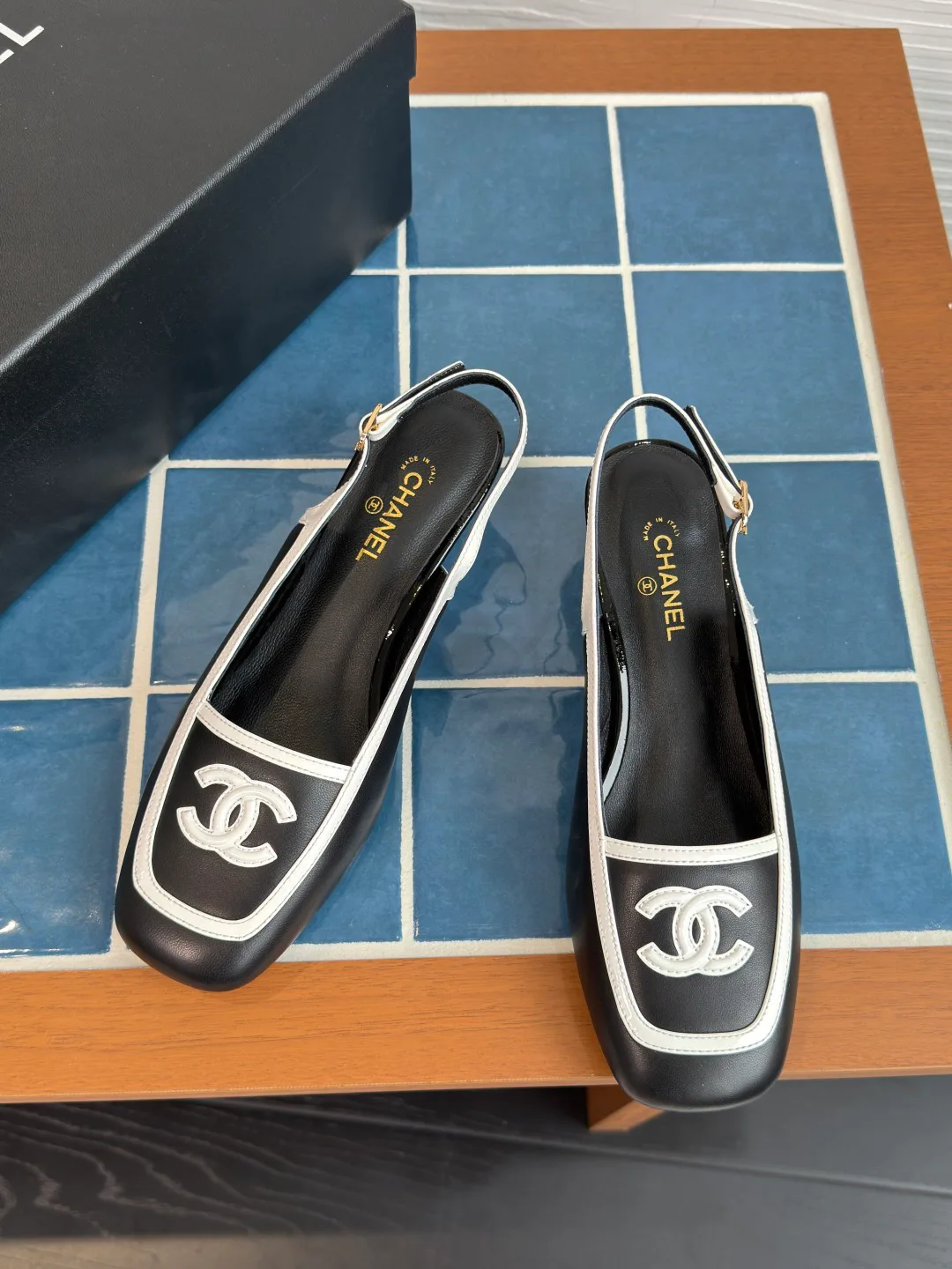 Босоножки Женские Chanel 18125467